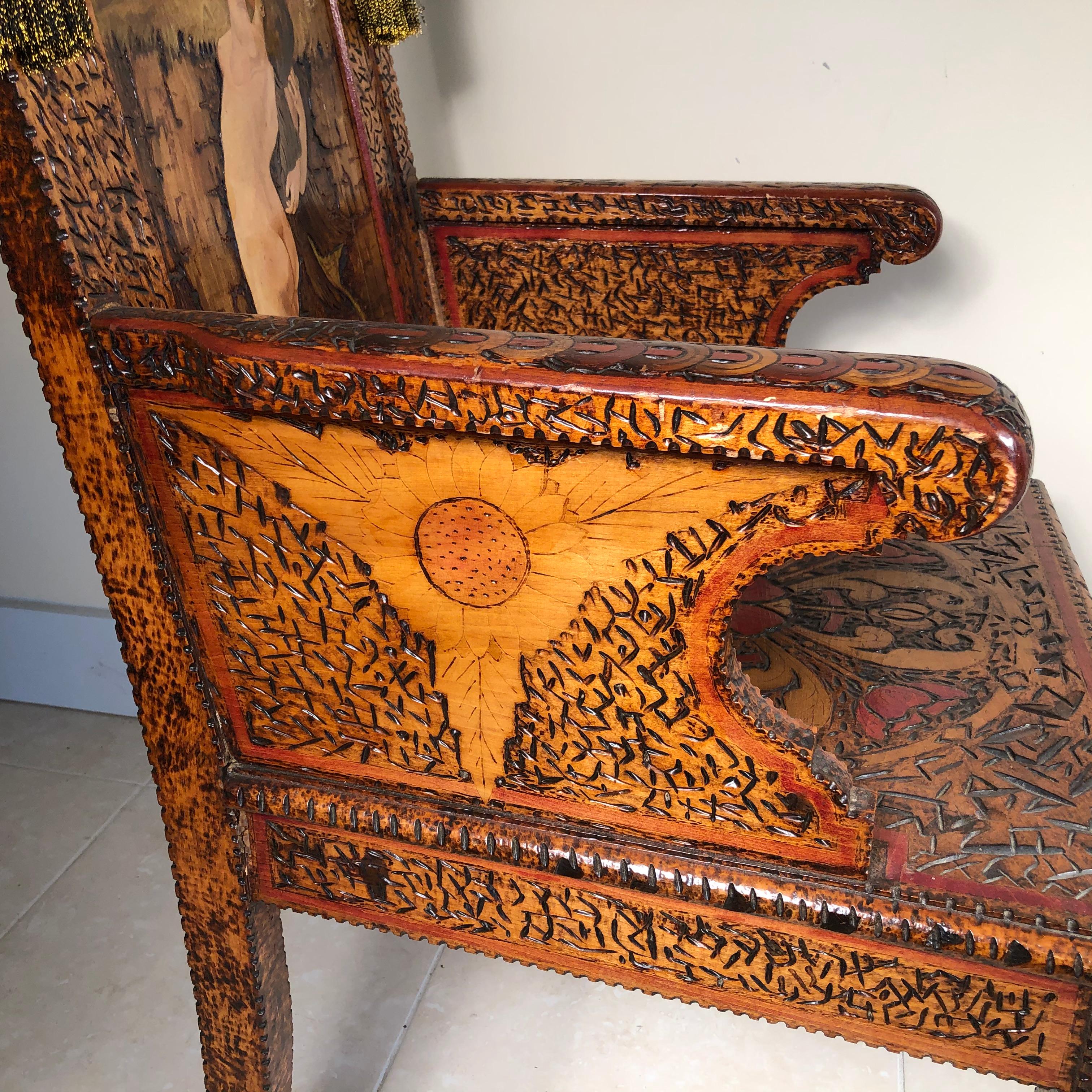 Chaise trône romantique unique décorée à la main Arts & Crafts Rhode Island en vente 6