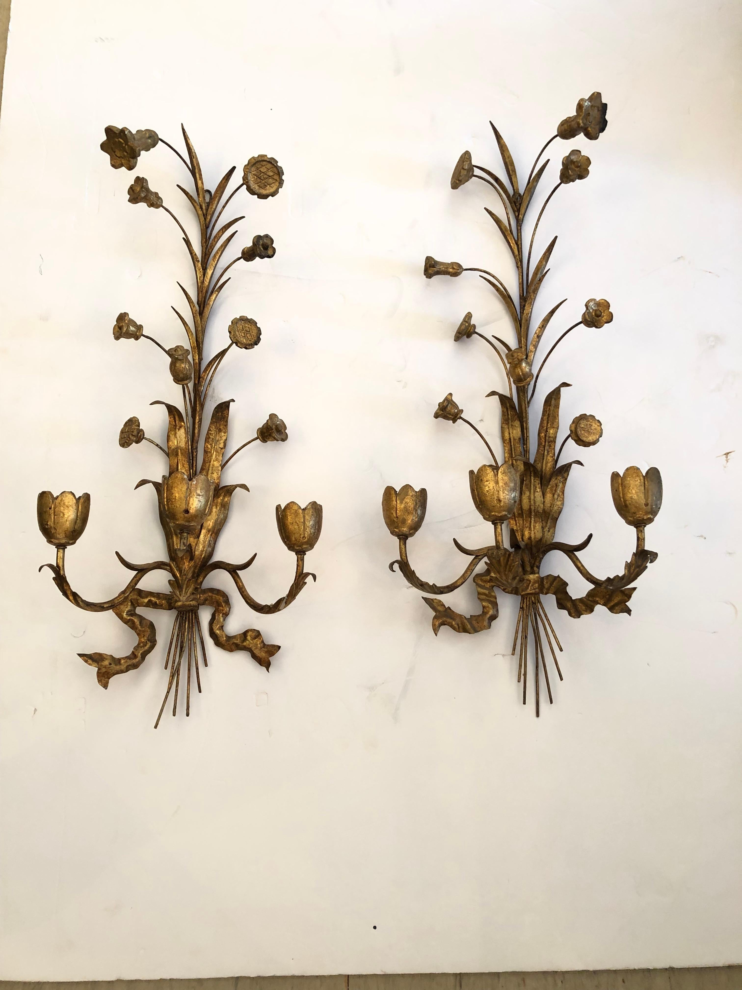 Romantic Vintage Italian Gilded Iron Tole and Carved Wood Candle Sconces 5