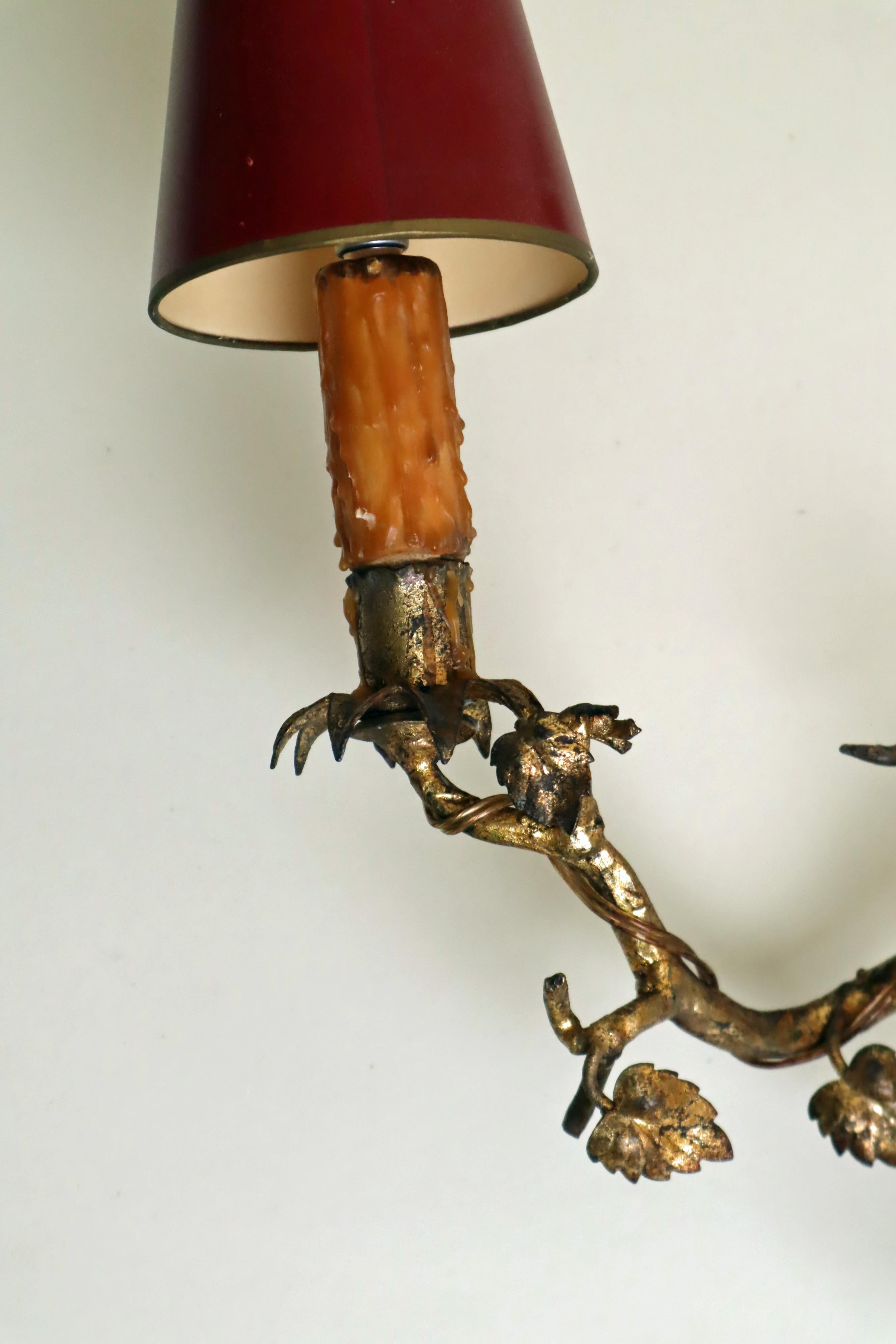 Romantica applique da parete Branch organici con foglie forgiati e dorati a mano del 1850 in vendita 4