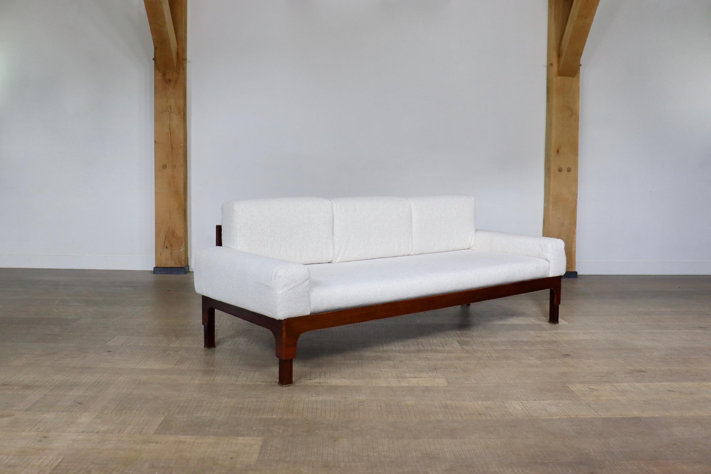 ‘Romantica’ Sofa by Piero Ranzani for Elam, Italy 1950s In Good Condition For Sale In ABCOUDE, UT