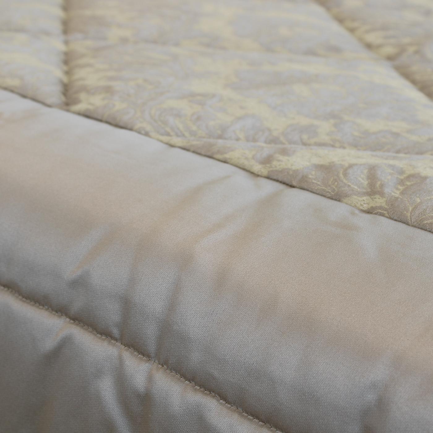 Textile Rome King Size Bedding Set