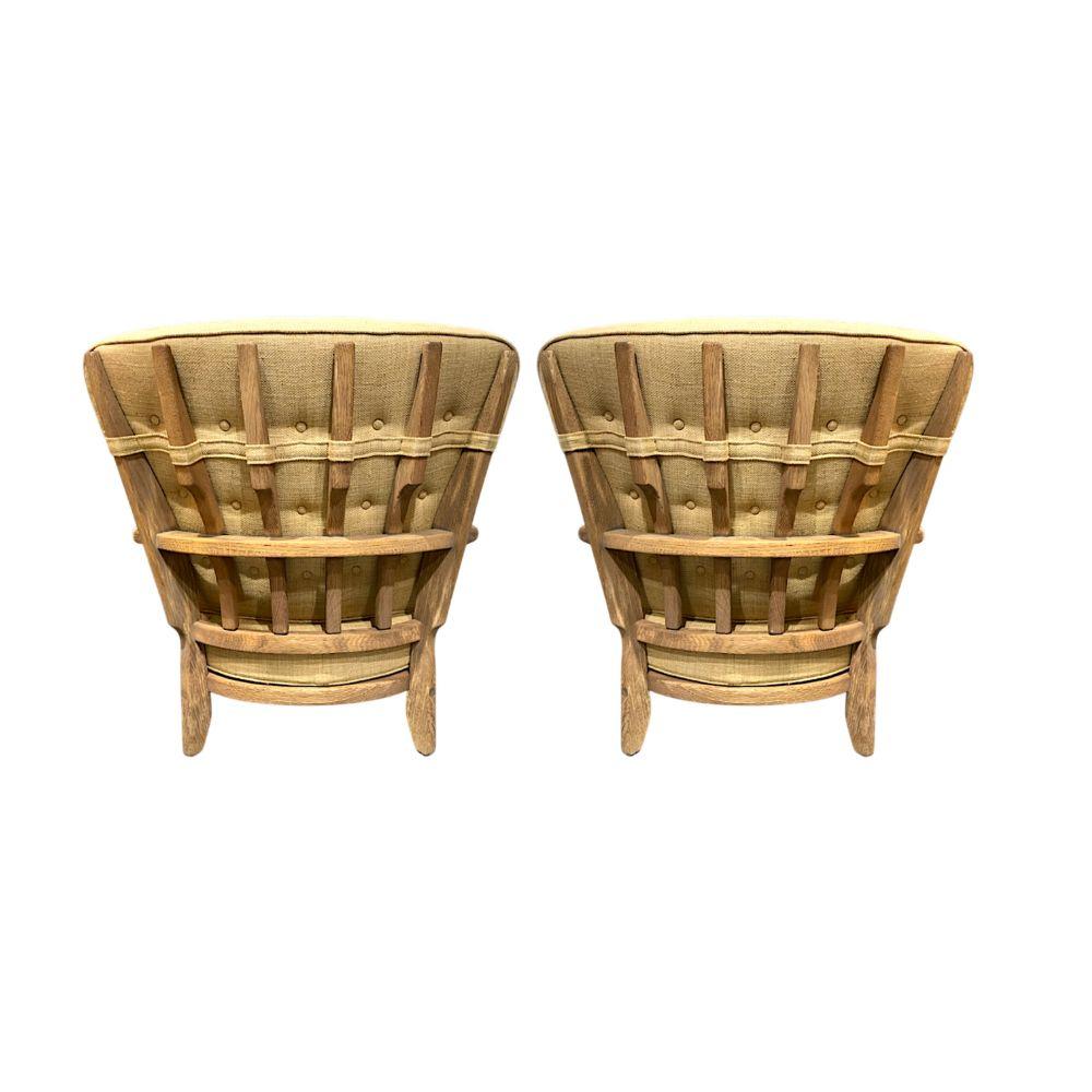  Robert Guillerme y Jacques Chambron para Votre Maison 
 Roble macizo recubierto de tela de lino
 93 x 82 x 90 cm
hacia 1955
