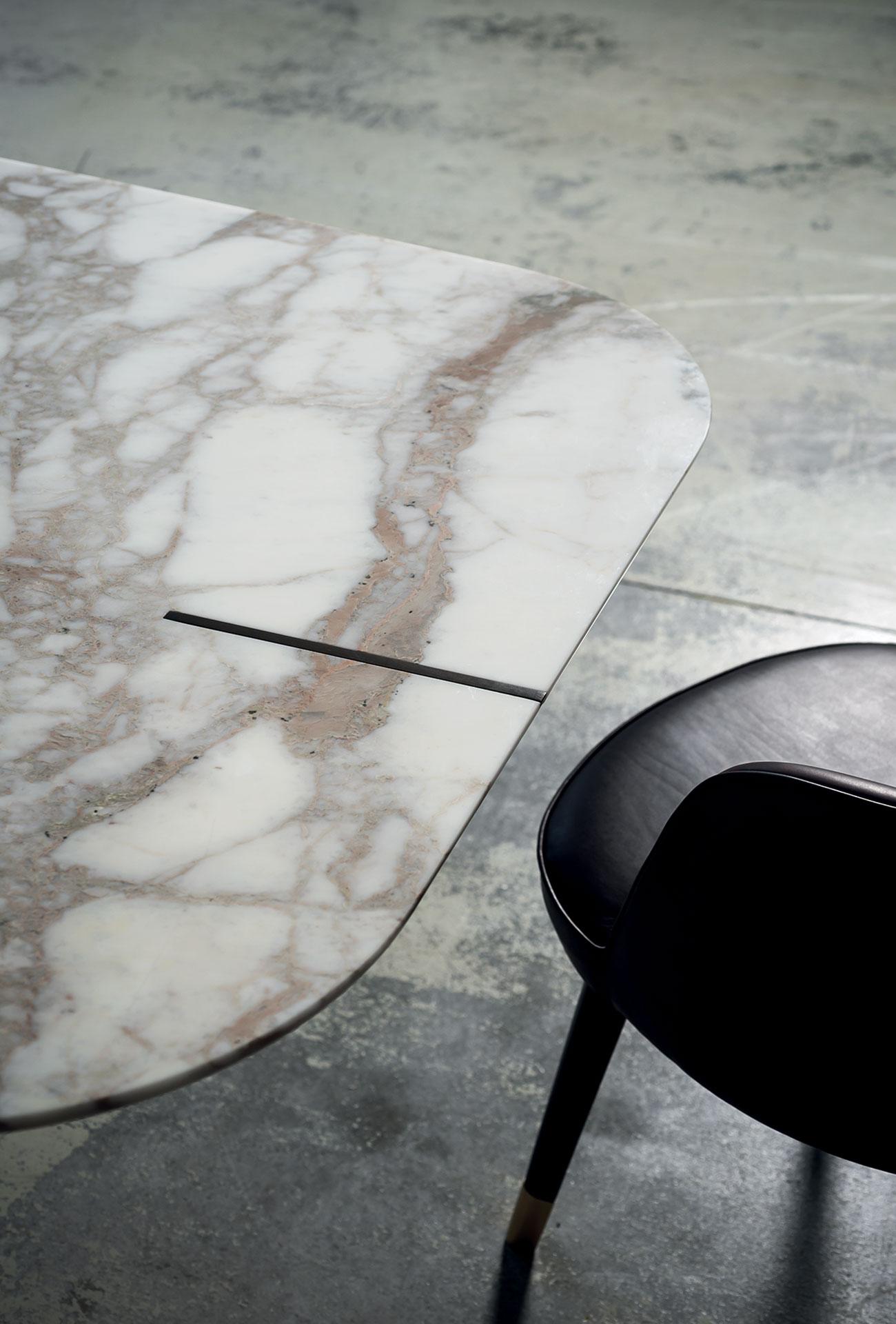 Italian Romeo Dining Table by Roberto Lazzeroni for Baxter