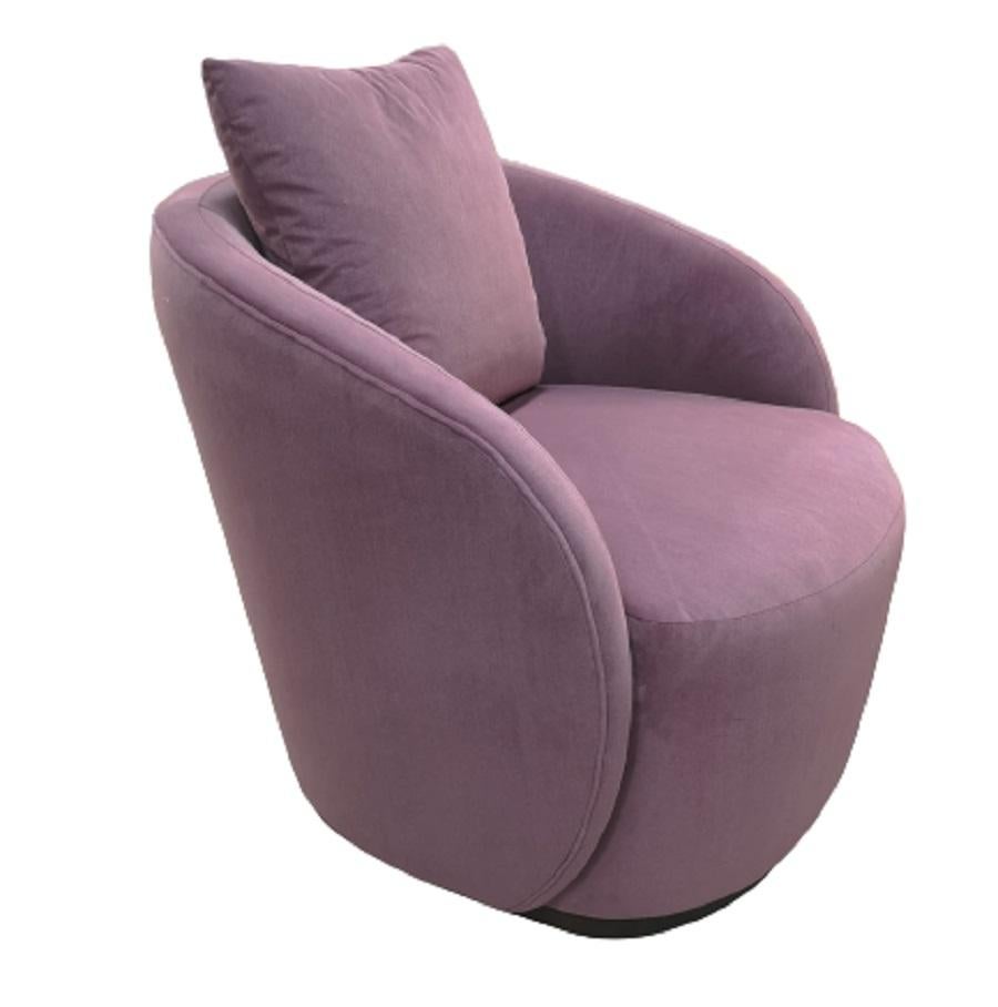 Vigorous and comfortable armchair.