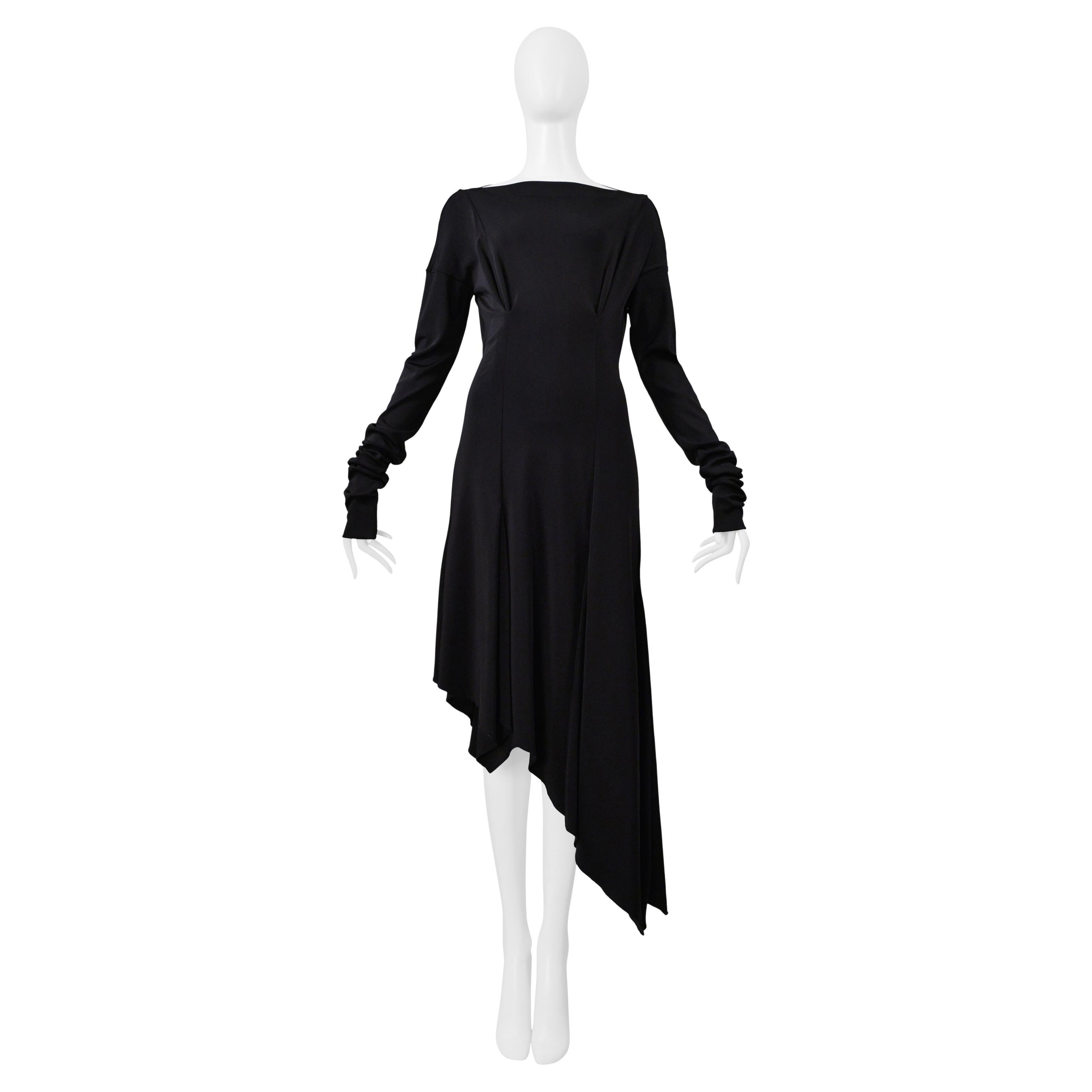 Romeo Gigli Vestito asimmetrico nero con maniche lunghe 1996 in vendita