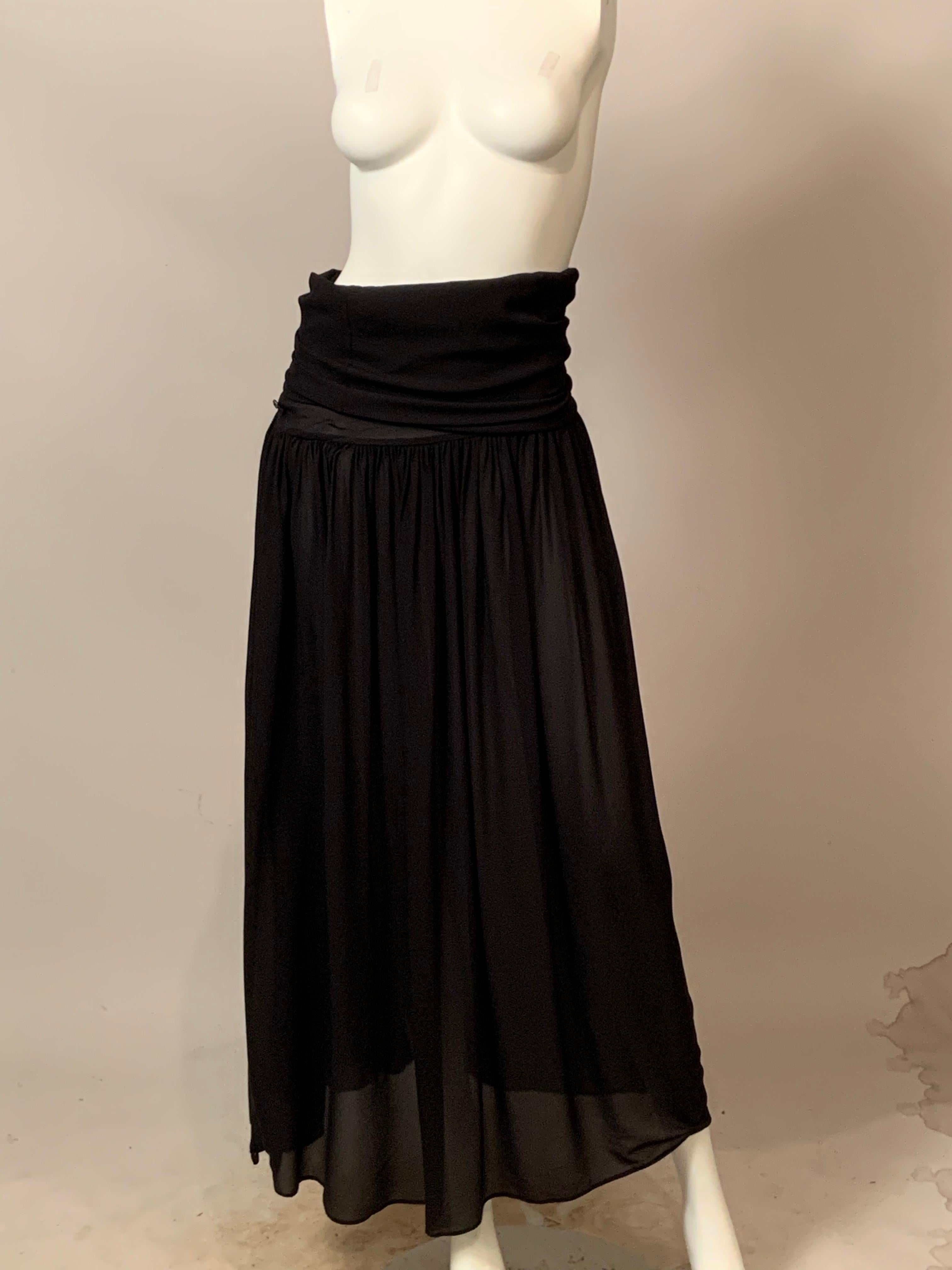 Romeo Gigli Schwarzes Seiden-Chiffon-Kleid oder -Rock im Angebot 2