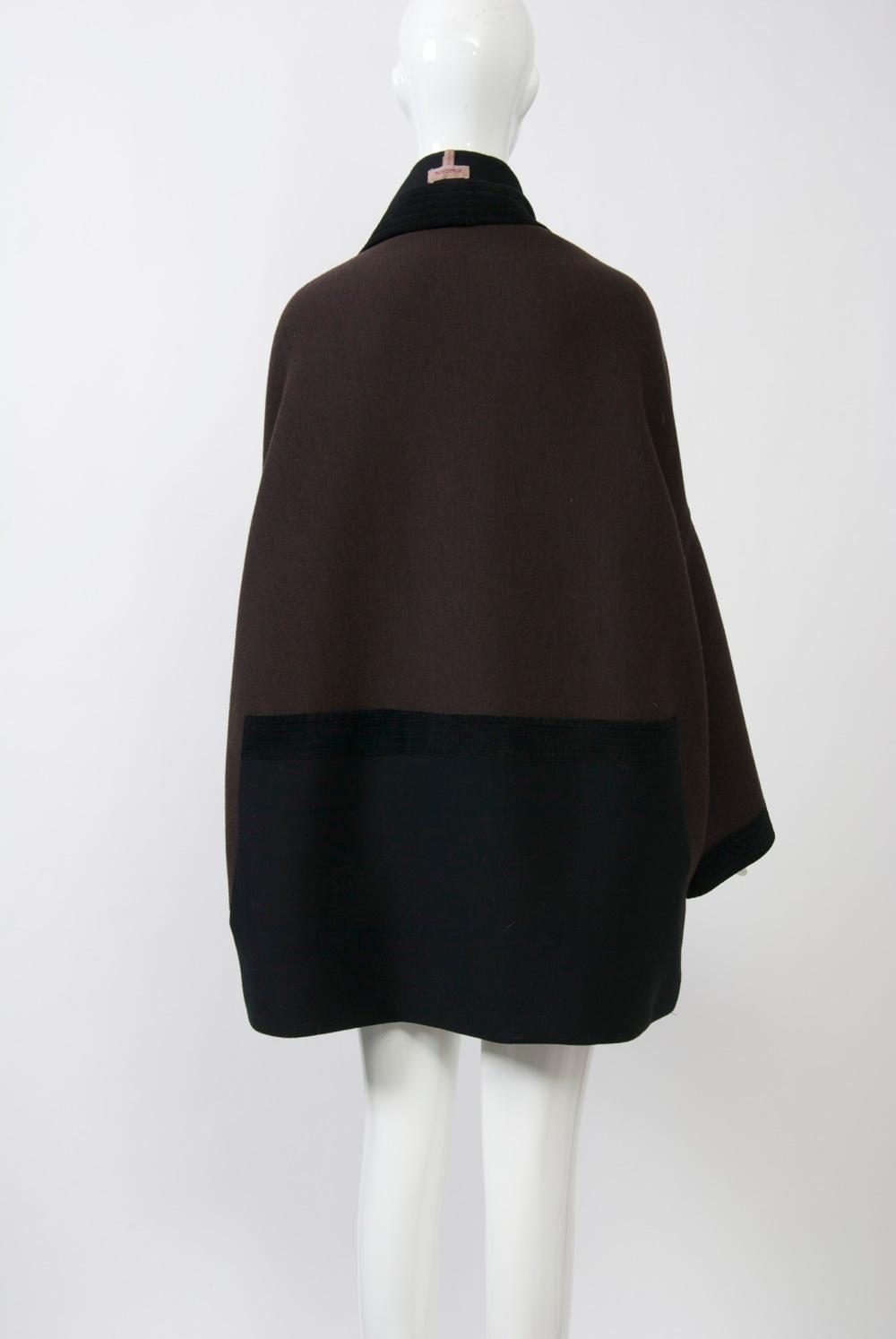 Romeo Gigli Brown/Black Kimono Jacket In Good Condition In Alford, MA