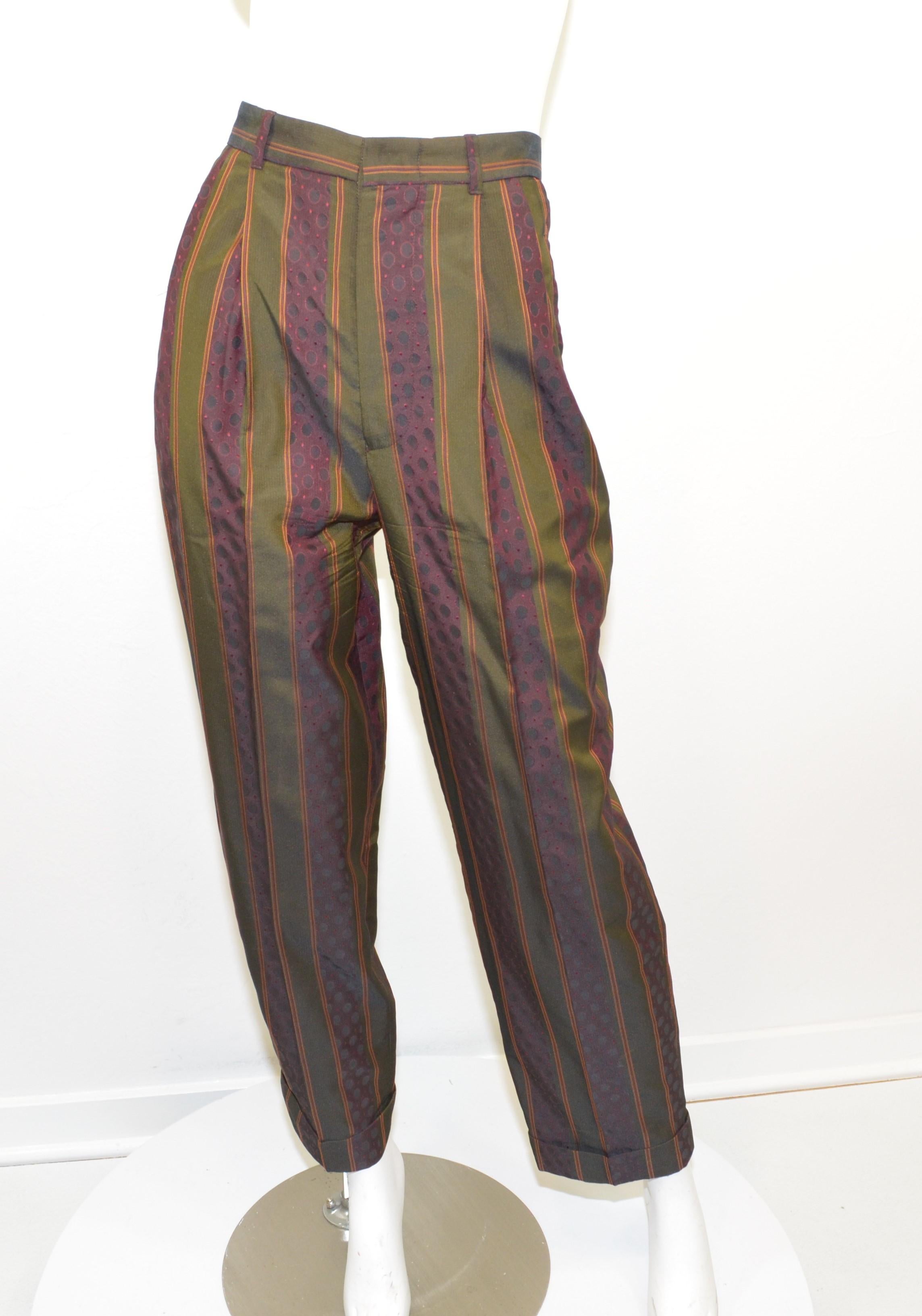 Romeo Gigli Green Sleepwear Pants Suit In Excellent Condition In Carmel, CA
