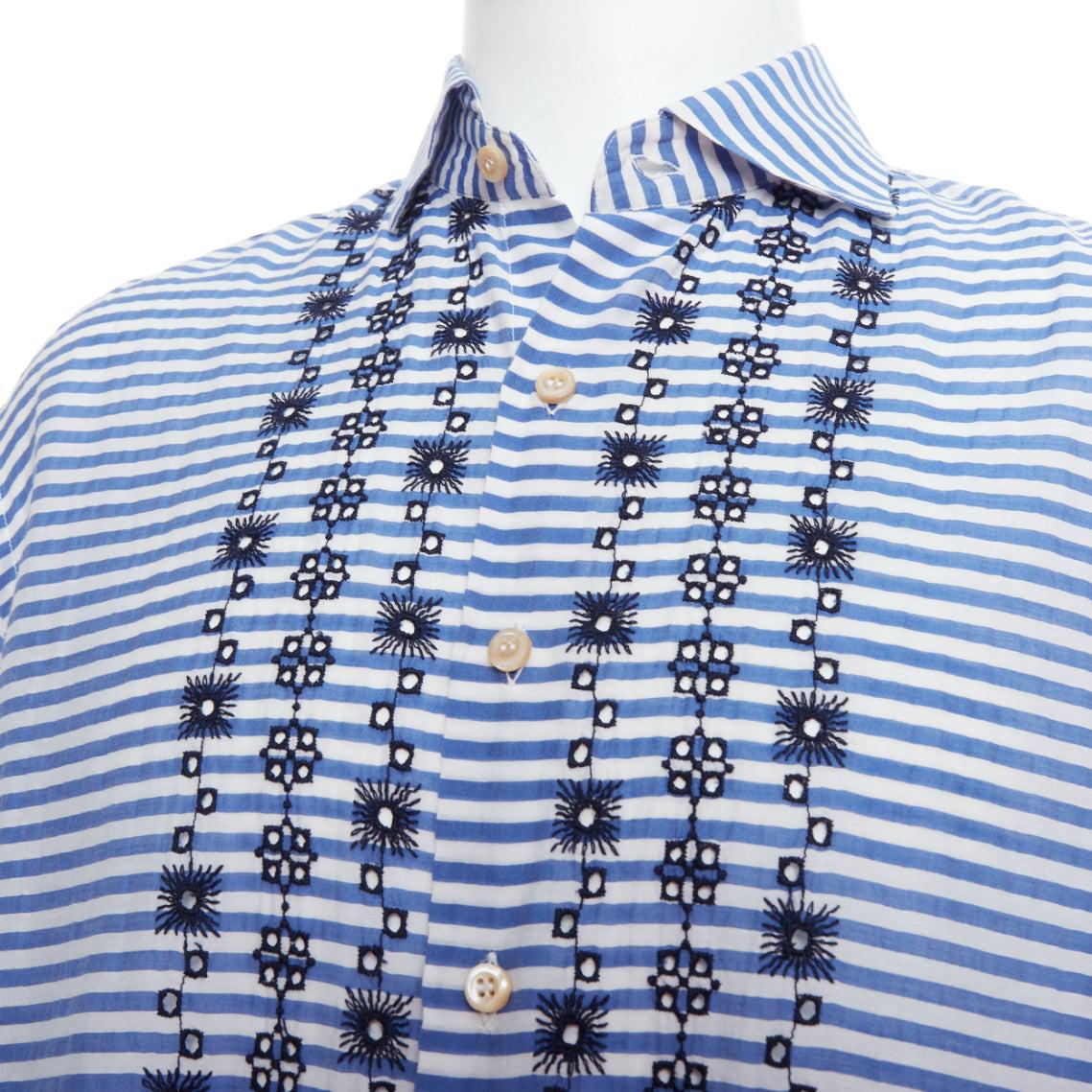 ROMEO GIGLI JOYCE blue cotton silk striped embroidery shirt IT50 L
Reference: PRCG/A00016
Brand: Romeo Gigli
Collection: JOYCE
Material: Cotton, Silk
Color: Blue, Black
Pattern: Striped
Closure: Button
Made in: Italy

CONDITION:
Condition: