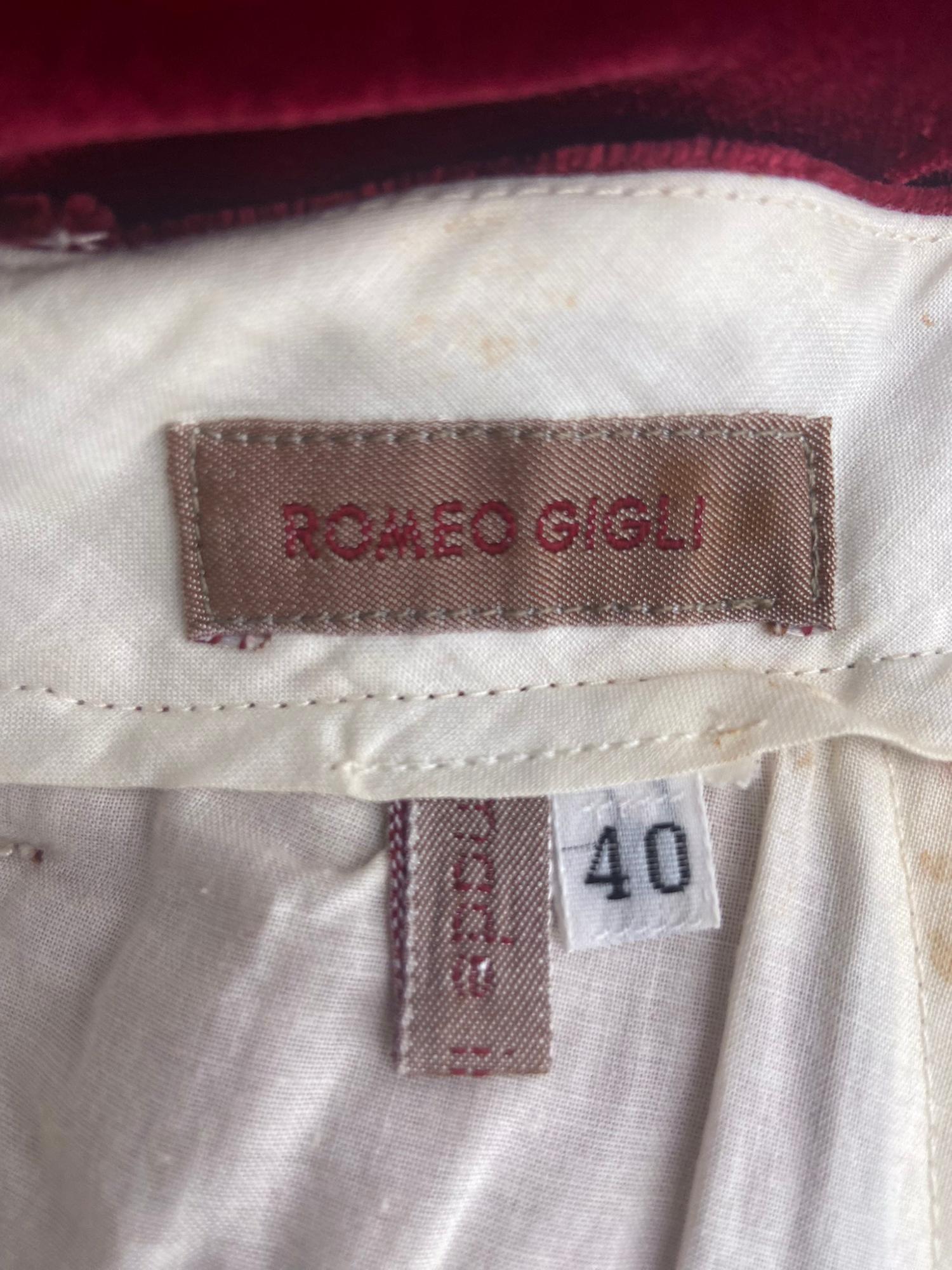 Romeo Gigli S/S 1990 Look 47 RTW Womens Garnet Velvet Button Fly Trouser 40 For Sale 5