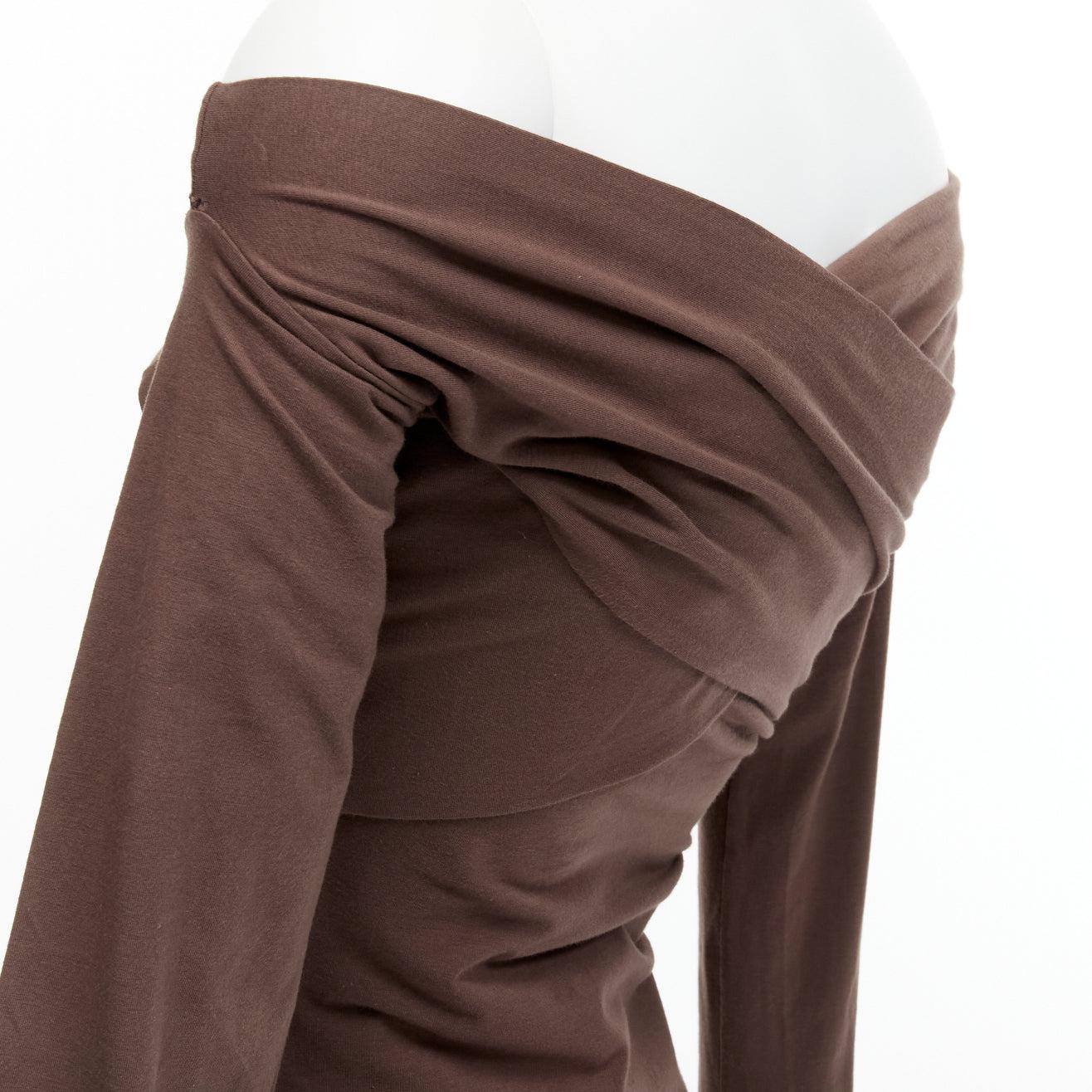 ROMEO GIGLI Vintage Brown cotton bend criss cross off shoulder bodycon dress IT4 en vente 3