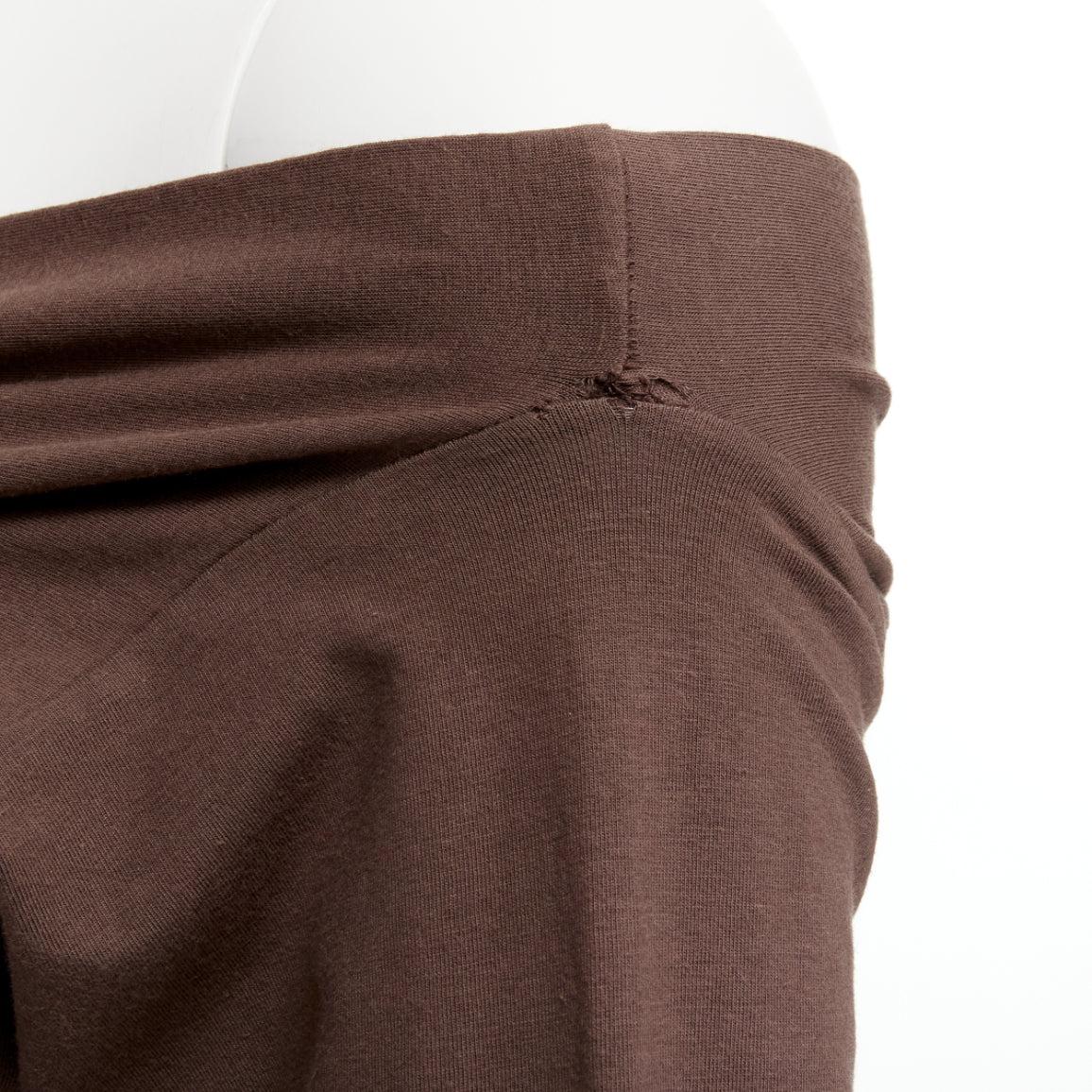 ROMEO GIGLI Vintage Brown cotton bend criss cross off shoulder bodycon dress IT4 en vente 4