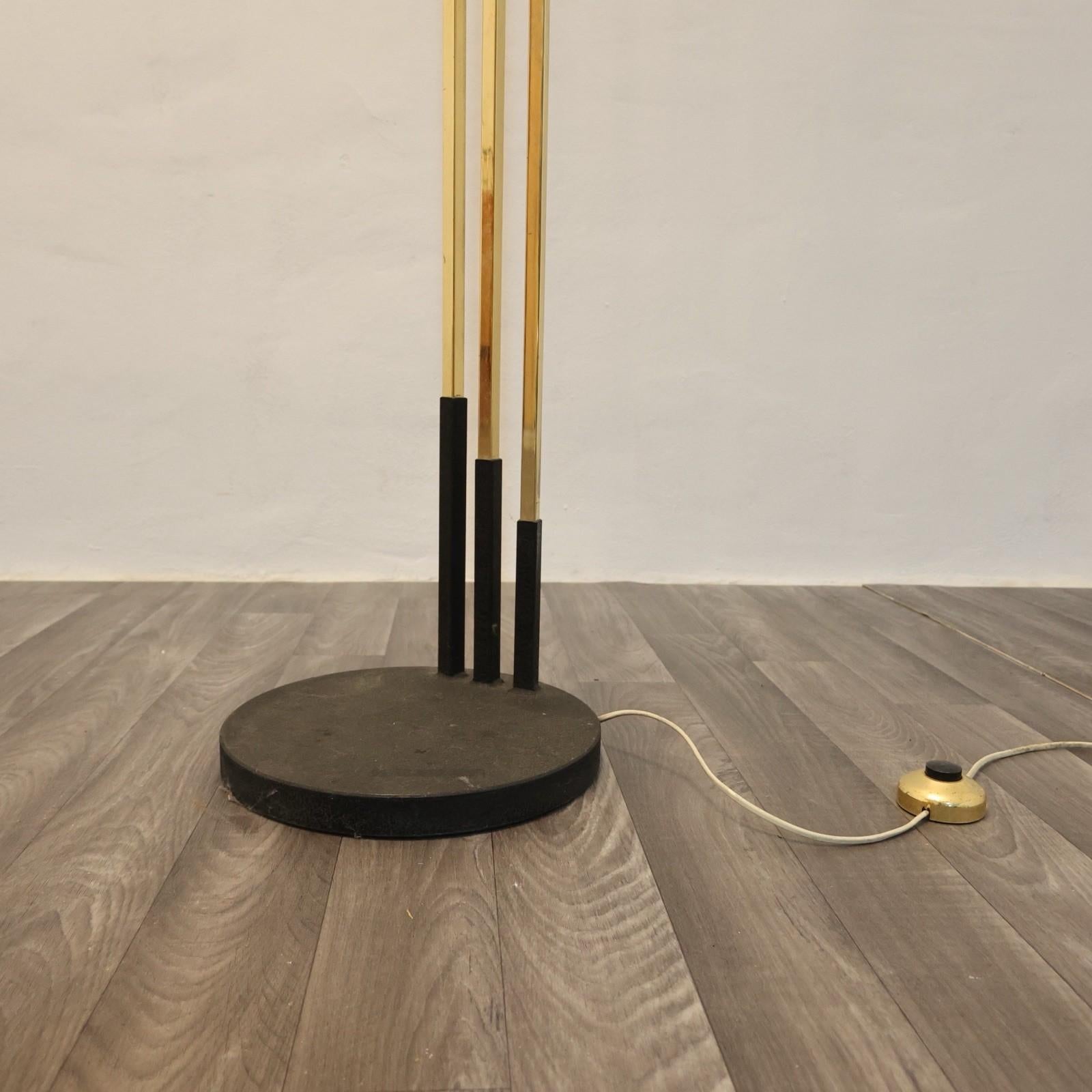 Romeo Rega Attr. Lampada Pavimento Hollywood Regency 1970's Design Modernariato en venta 1