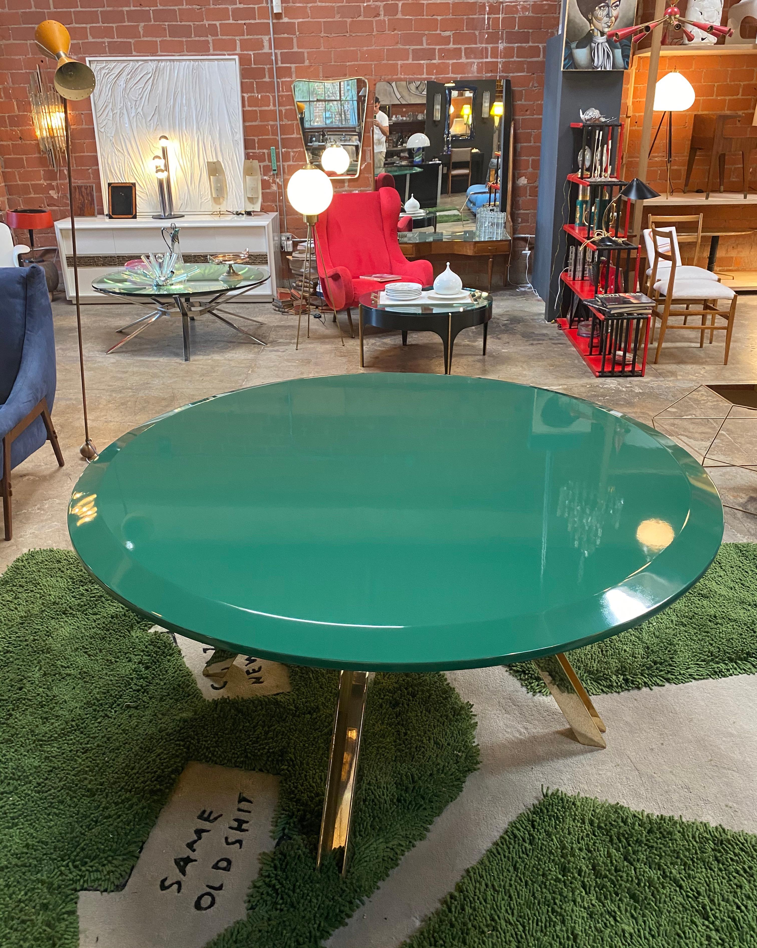 Romeo Rega Attribute Brass Round Green Top Centre Table, Italy, 1970s In Good Condition In Los Angeles, CA