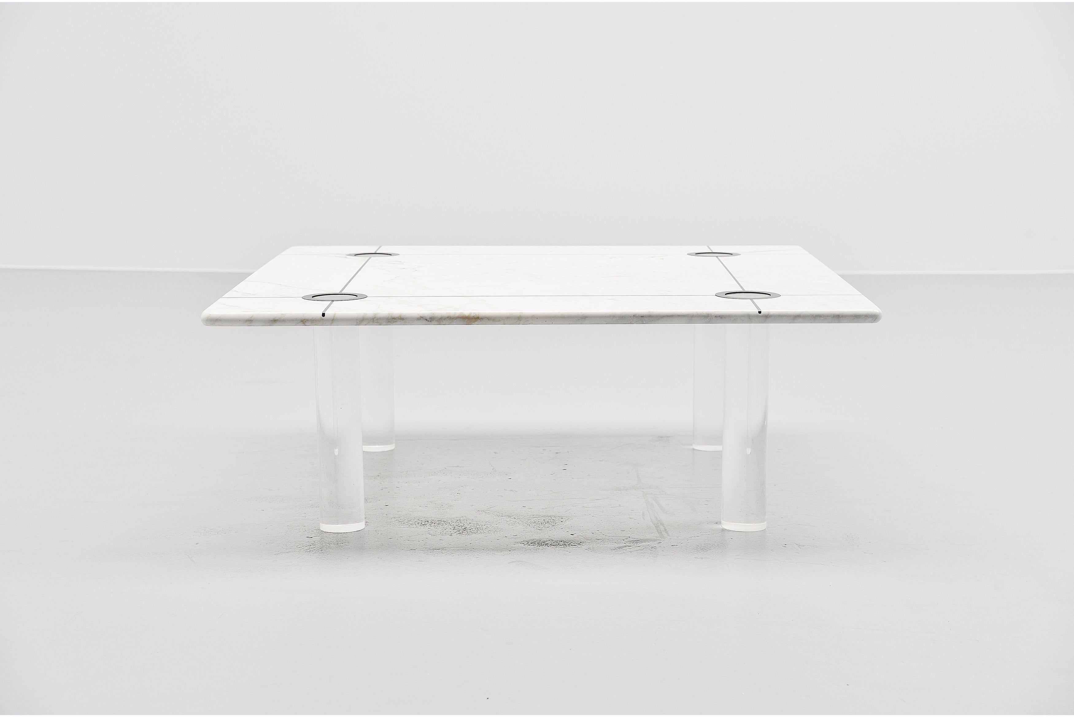 Super shaped high quality square coffee table, attributed to Romeo Rega, Italy, 1970. This coffee table has a fantastic white marble square top with black inlayed stone stripes. The marble has beautiful grey and green veins which makes marble such