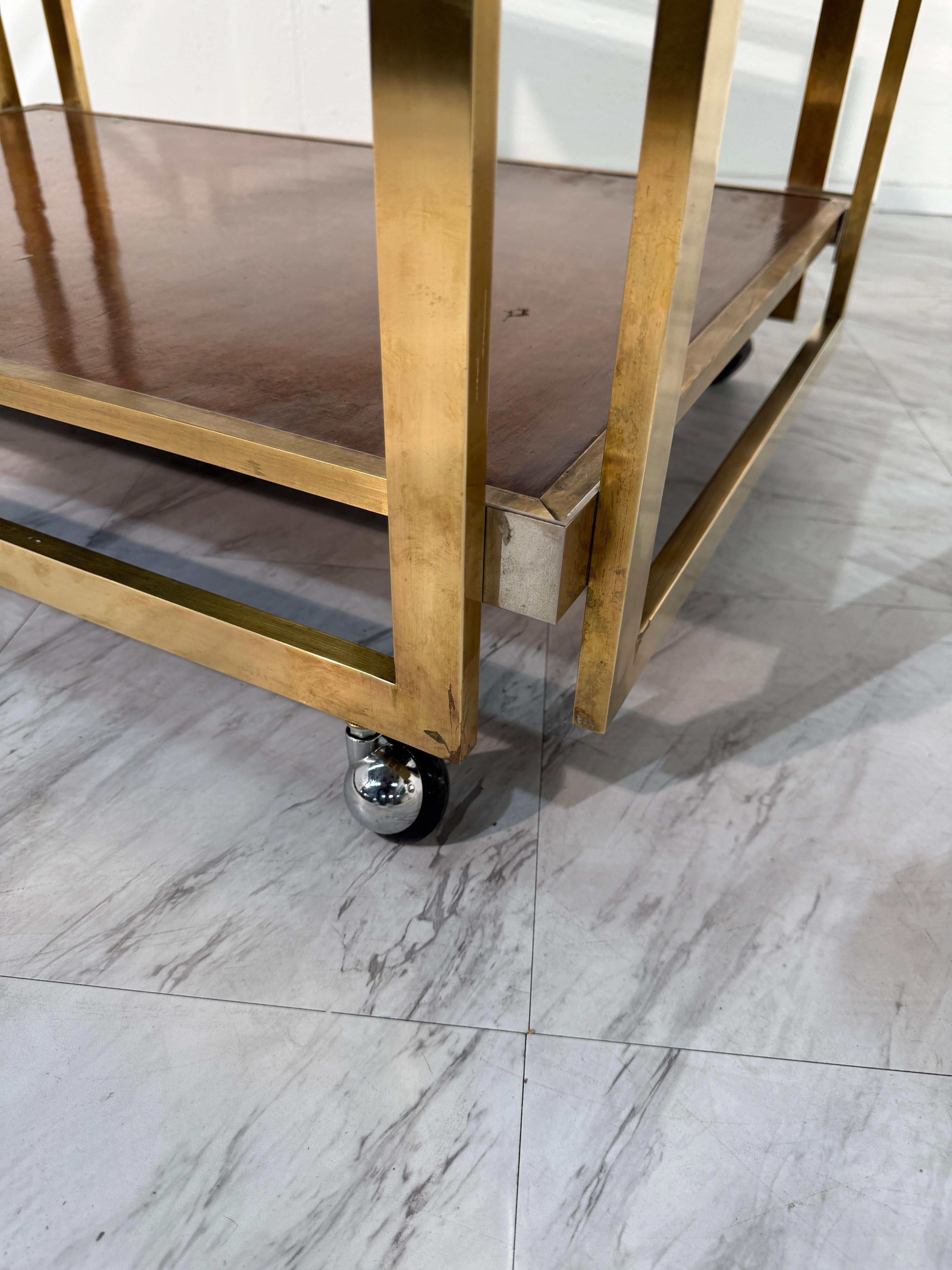 Moderno Carrello da bar Romeo Rega in ottone e Wood. Italia anni '70 in vendita