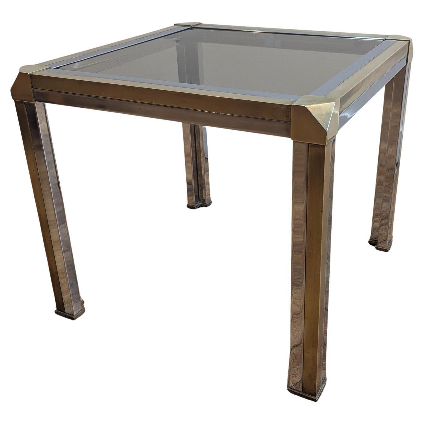 Mid-Century Modern Table d'appoint Romeo Rega en laiton, chrome et verre en vente