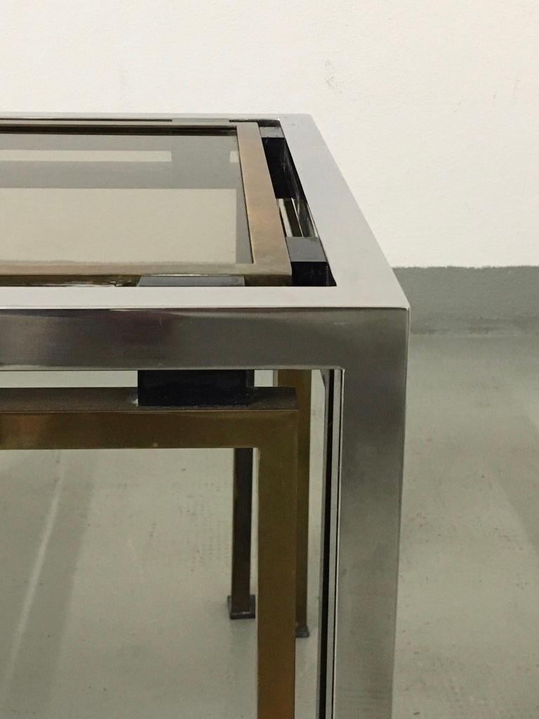 Table d'appoint Romeo Rega en laiton, chrome et verre teinté, Italie, 1970 Bon état - En vente à Geneva, CH