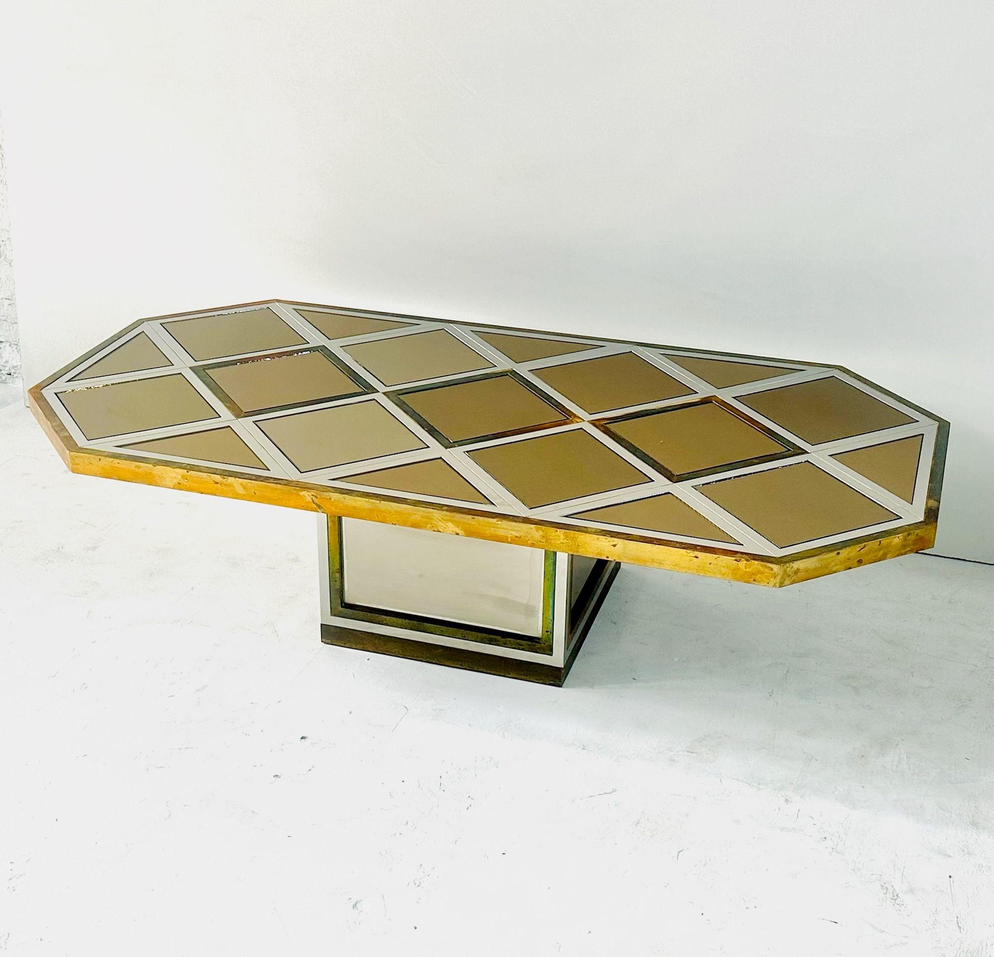 italien Romeo Rega pour Metalarte Table basse à miroir en laiton chromé, Italie 1970 en vente