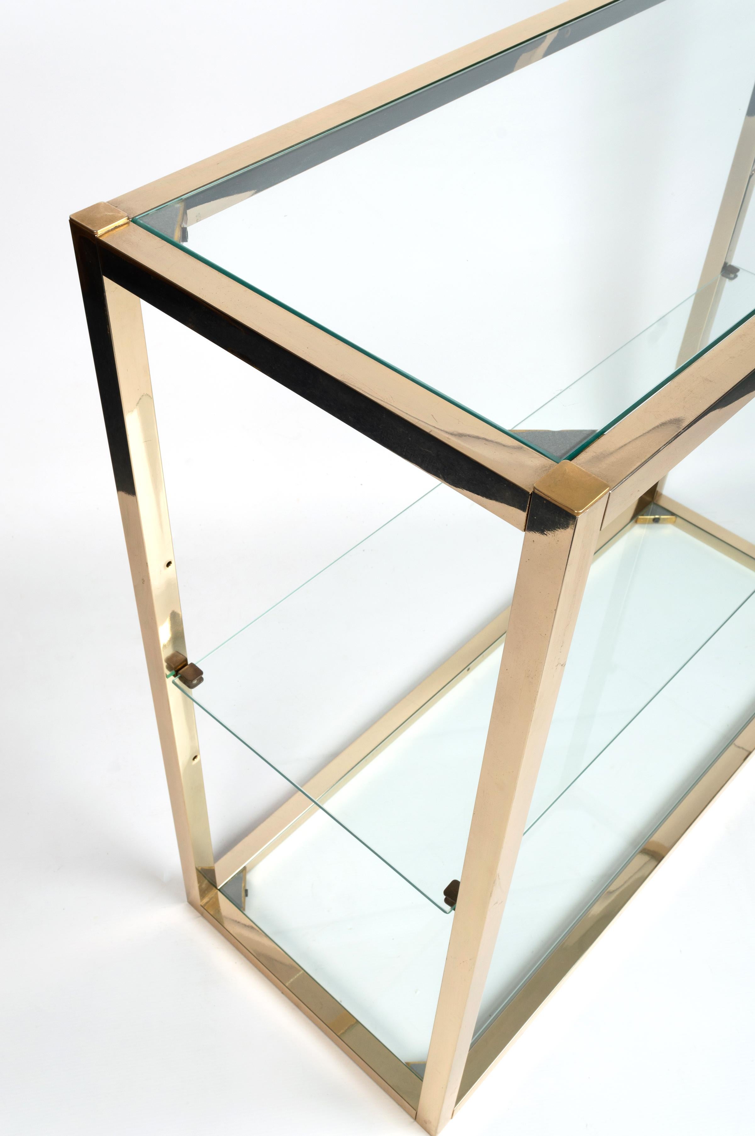 Romeo Rega Vergoldetes Messing Etagere Regalkonsole, Italien, ca. 1960 im Angebot 3