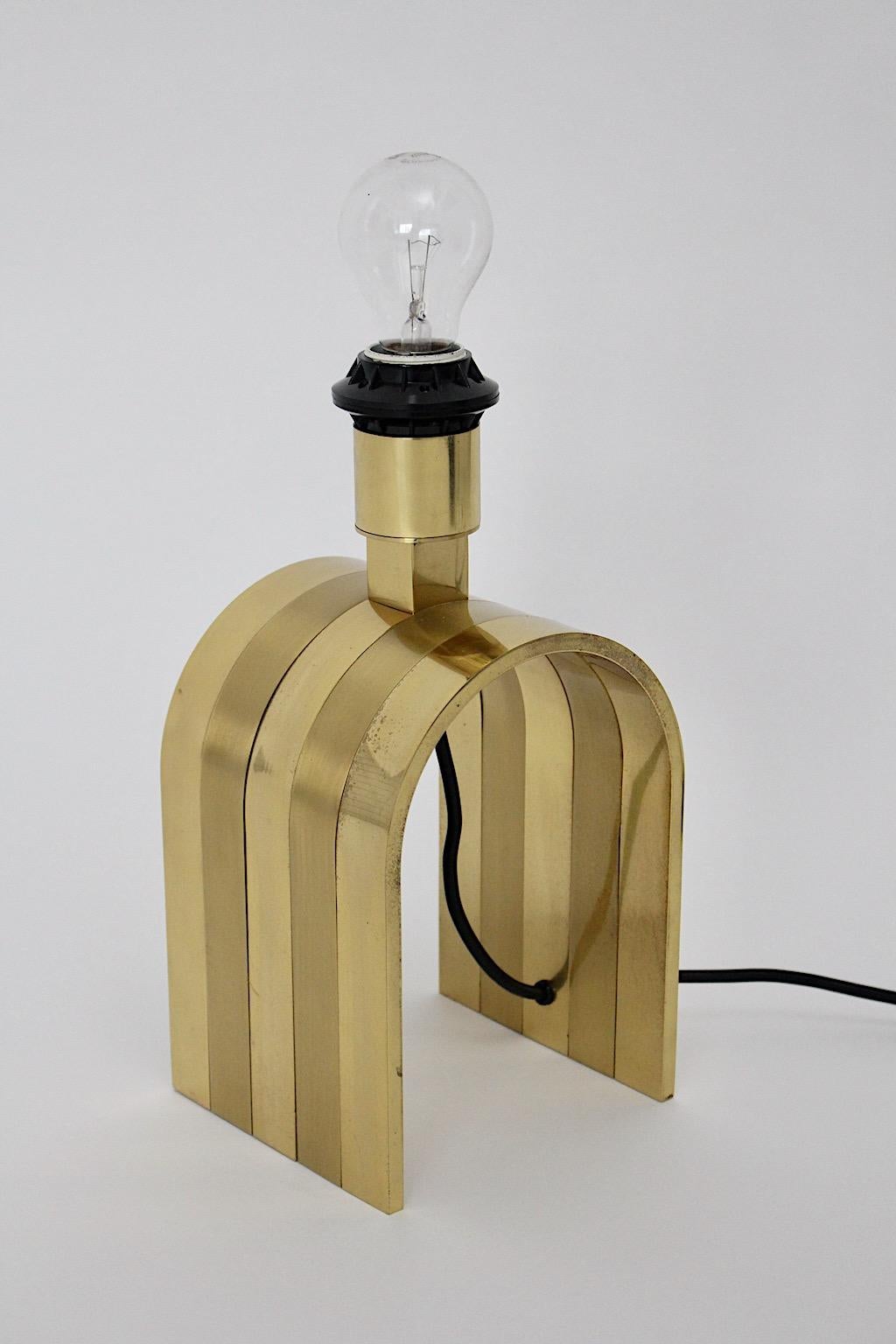Romeo Rega Hollywood Regency Style Vintage Brass Table Lamp Italy 1970s For Sale 10