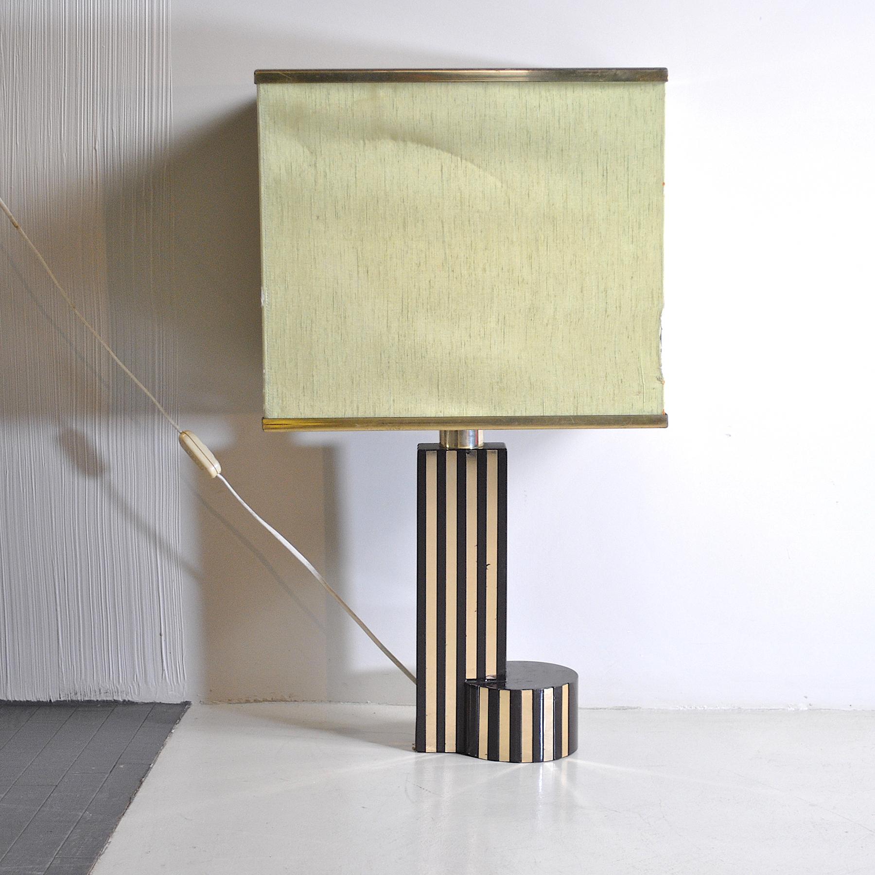 Romeo Rega in the Manner Table Lamp In Good Condition For Sale In bari, IT