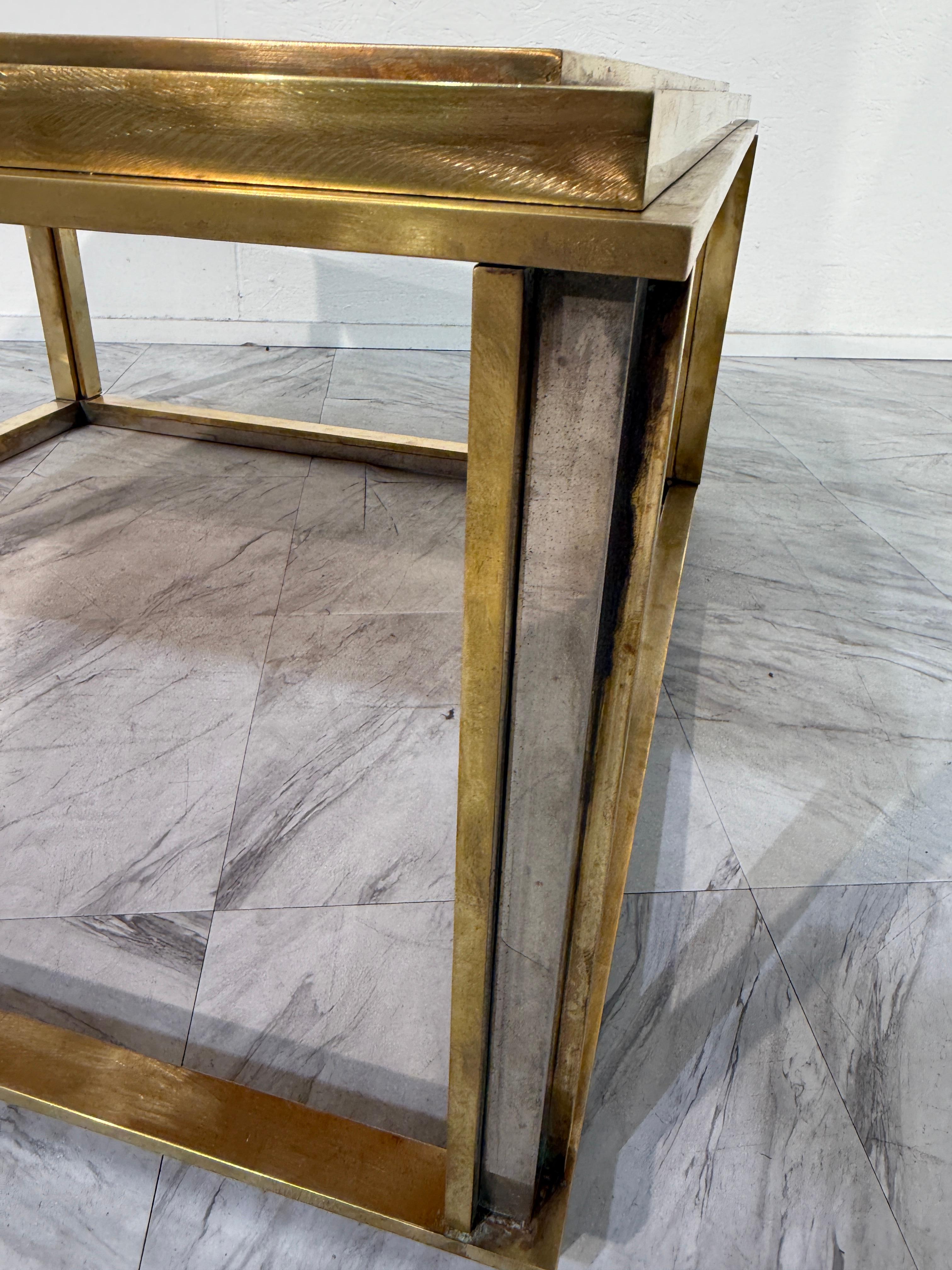 Tavolino Romeo Rega in ottone e legno di radica, anni '70 In condizioni buone in vendita a Los Angeles, CA