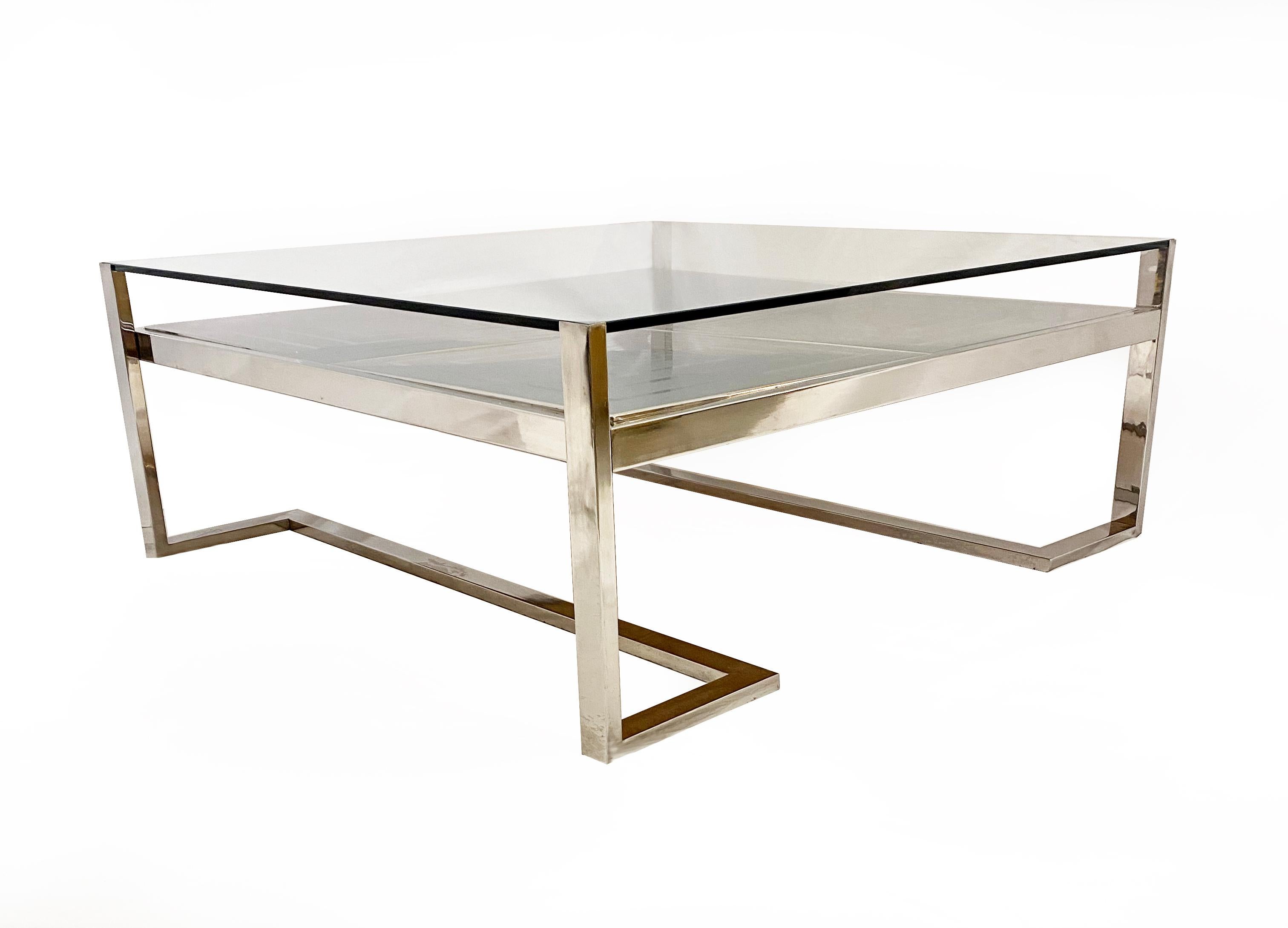 Mid-Century Modern Table basse italienne Romeo Rega à 2 niveaux avec décor géométrique en verre transparent et chrome  en vente