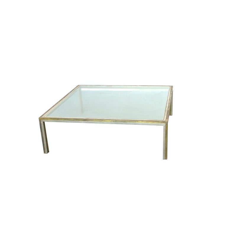 Extra size coffee table in brass and stainless by Romeo Rega form mid-1970s.
Romeo Rega in 1970 he met the film manager Massimo Saraceni who pushed him to broaden his entrepreneurial horizons. The 1970s represent a real revolution for the Italian