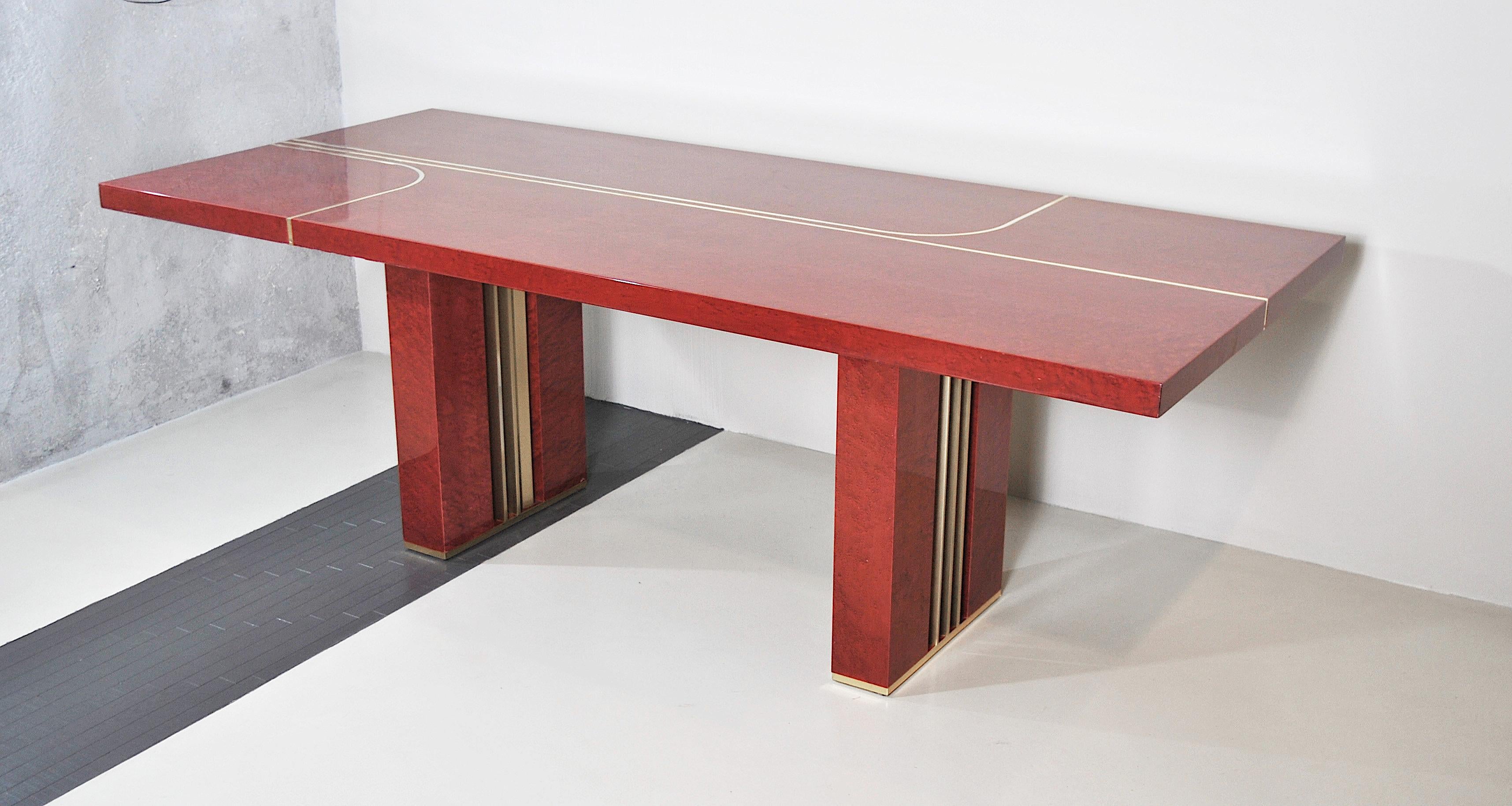 Romeo Rega Italian Midcentury Red Lacquered Wood and Brass French Table, 1980s In Good Condition In bari, IT