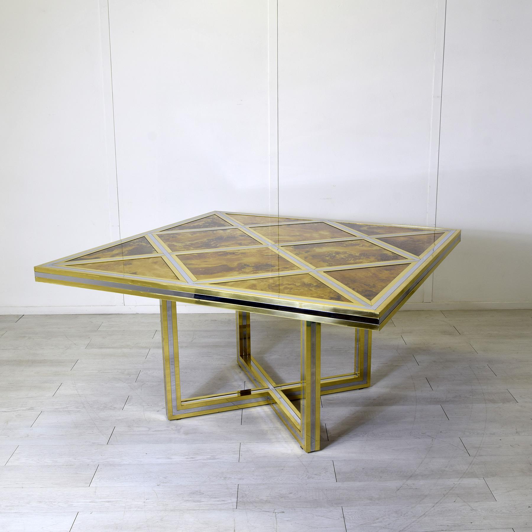 Late 20th Century Romeo Rega large square table 1970s. in vendita