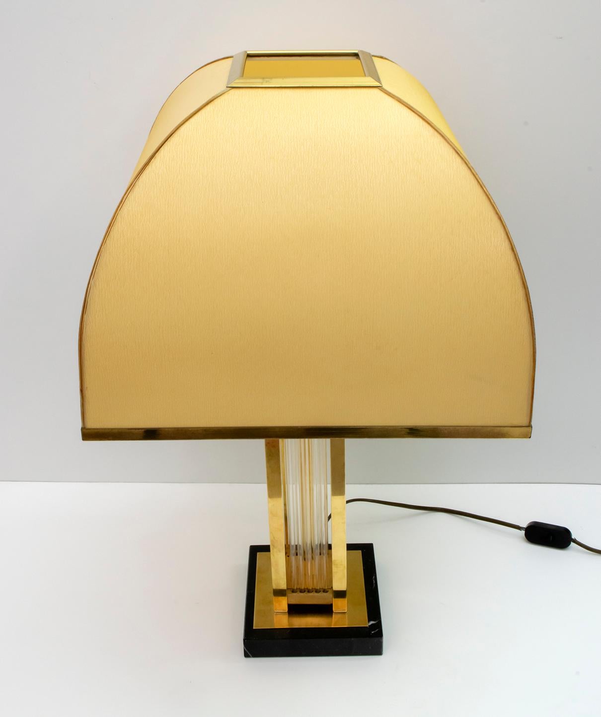Late 20th Century Romeo Rega Mid-Century Modern Italian Brass and Glass Table Lamp, 1970s