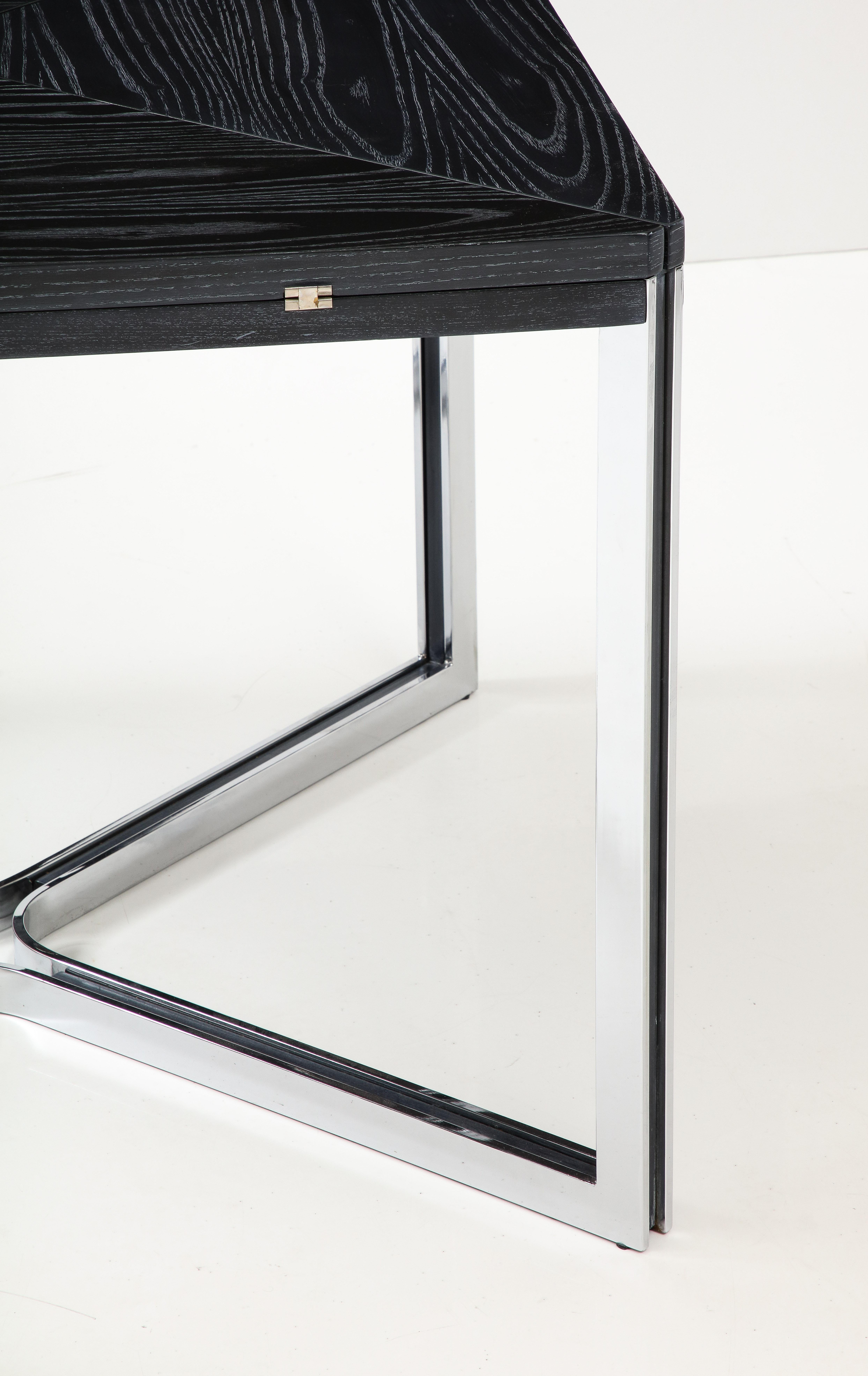 Romeo Rega Modernistischer ausziehbarer Esstisch aus gekälktem Eichenholz und Stahl im Angebot 11