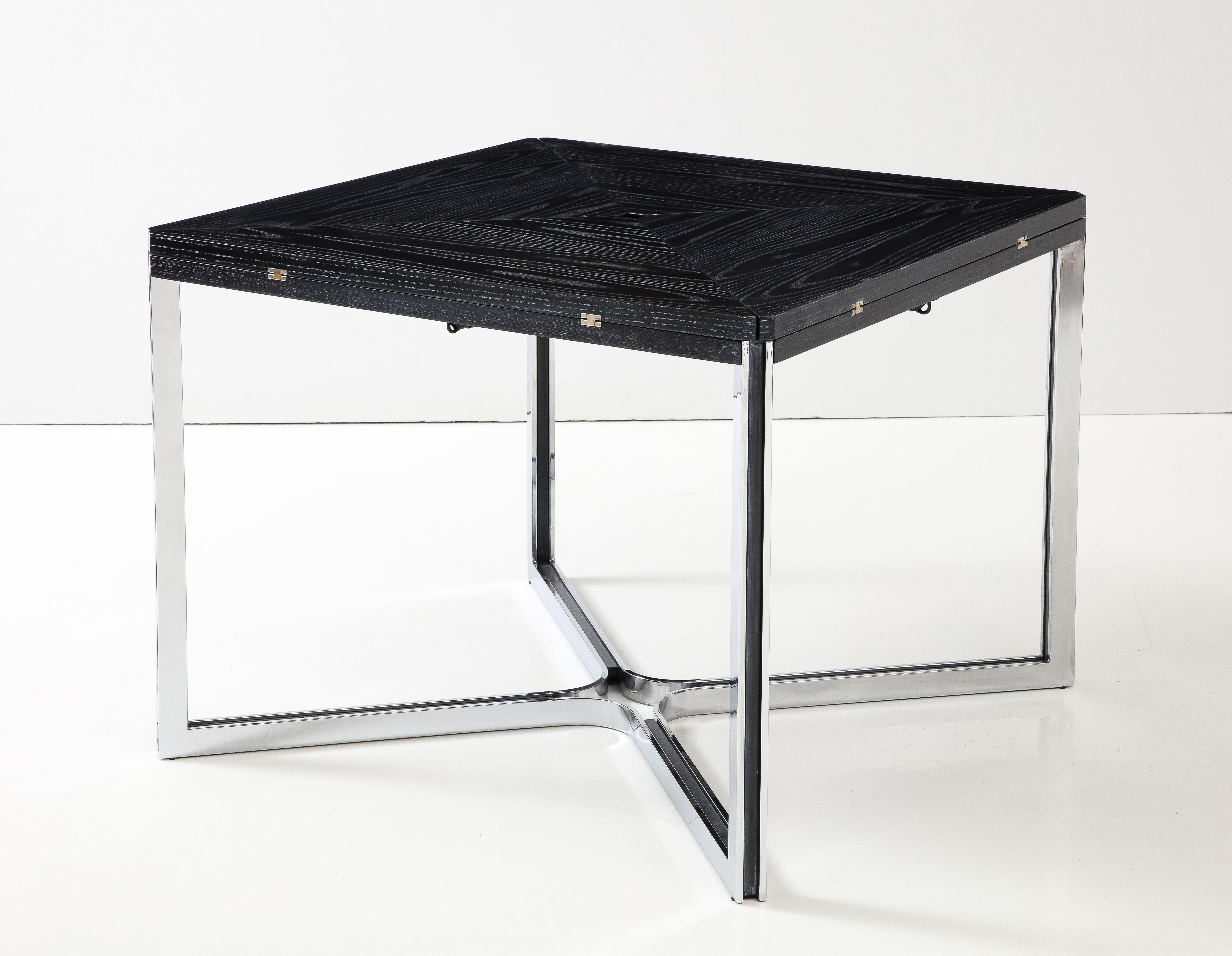 Romeo Rega Modernistischer ausziehbarer Esstisch aus gekälktem Eichenholz und Stahl im Angebot 3