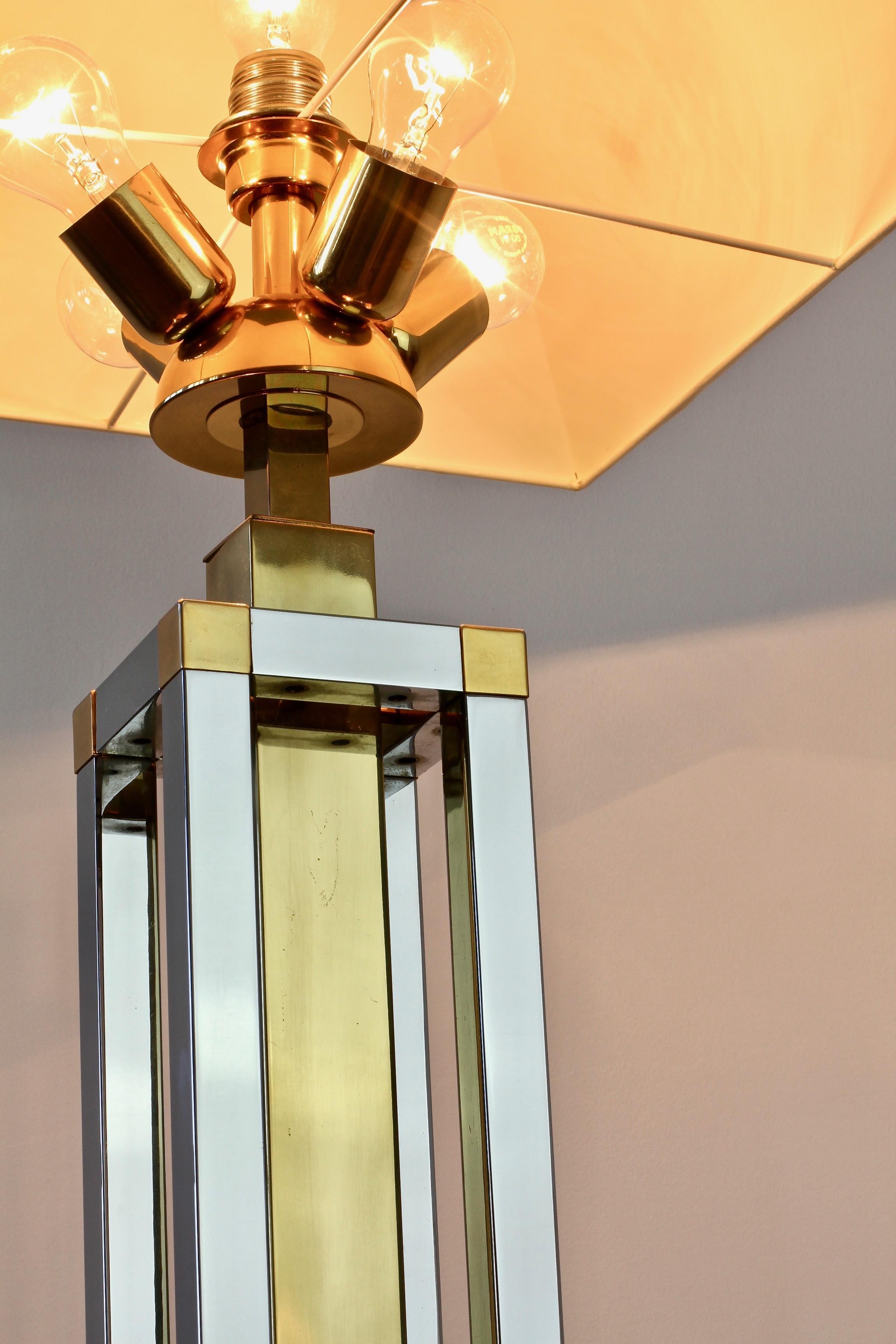 Midcentury Vintage Italian Bicolor Chrome & Brass 1970 Tall Floor Lamp en vente 3