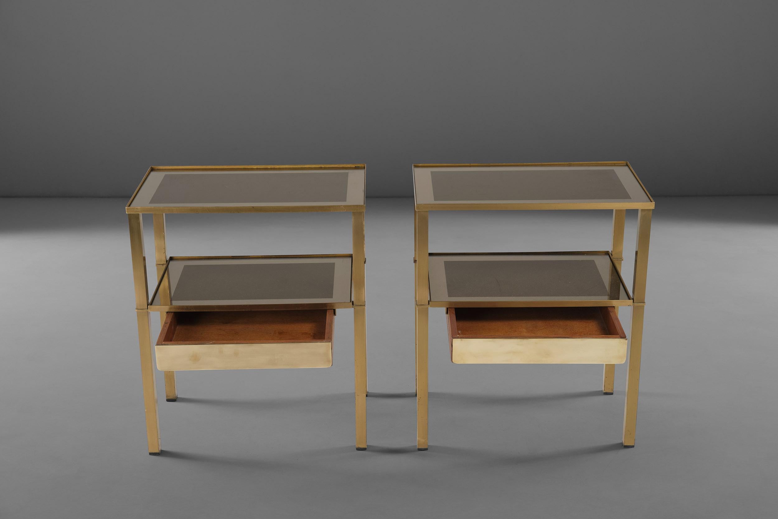 Mid-Century Modern Romeo Rega Pair of Night Tables in Brass and Mirrored Glass, 1970s