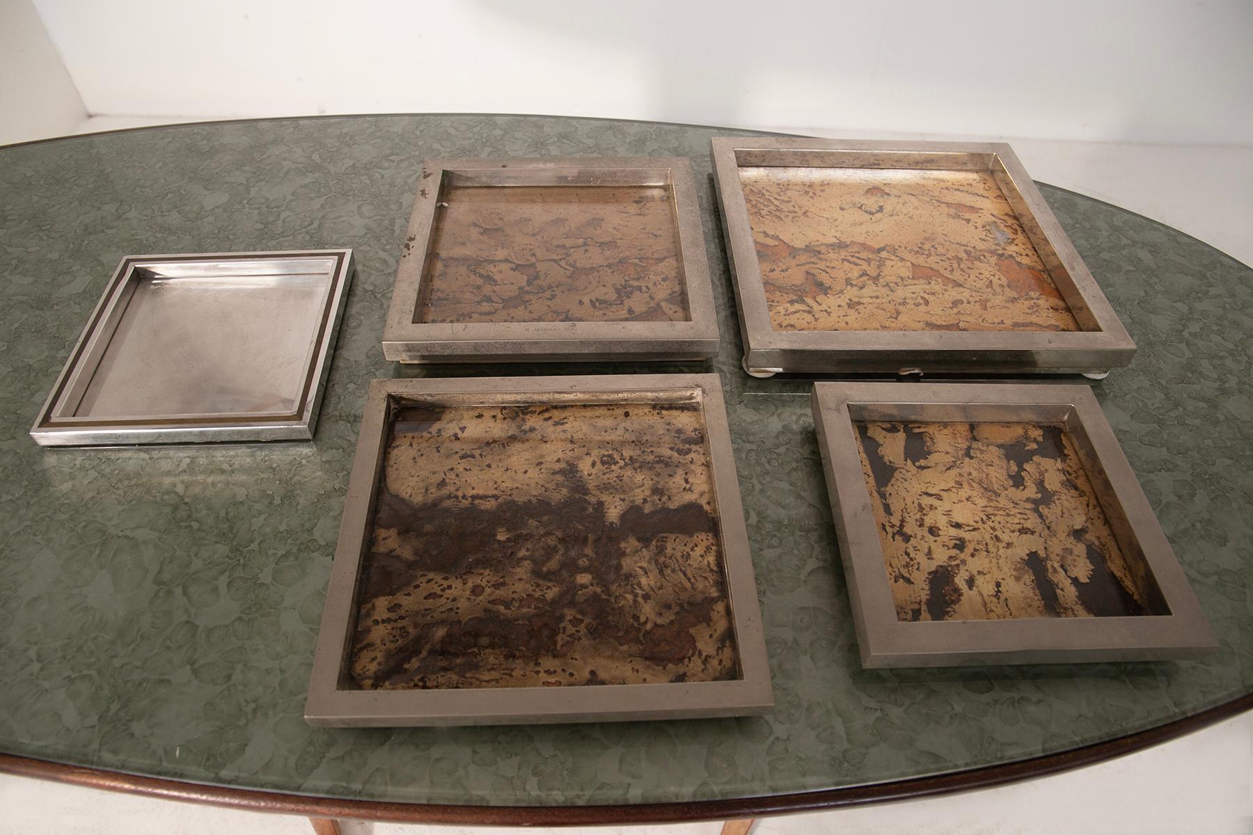 Mid-Century moderno Romeo Rega set of 5 trays with metal and cork engraved signatures and dates in vendita