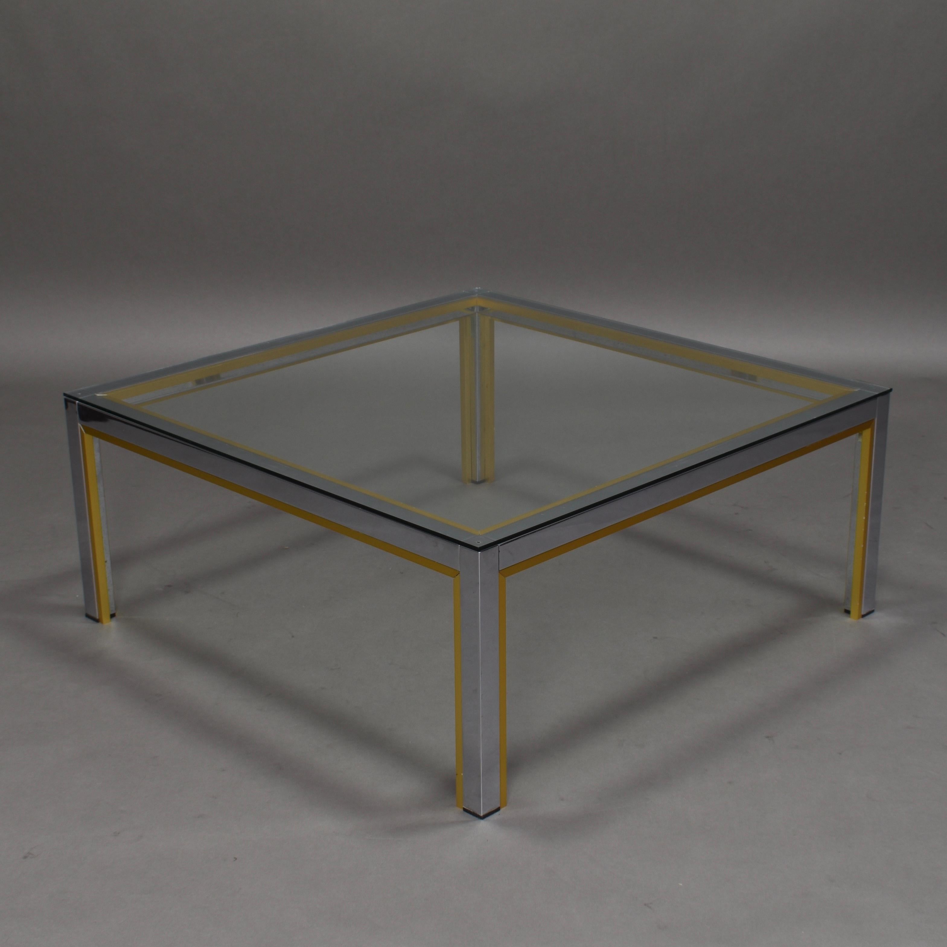 Romeo Rega Square Coffee Table, Italy, 1970s In Good Condition For Sale In Pijnacker, Zuid-Holland