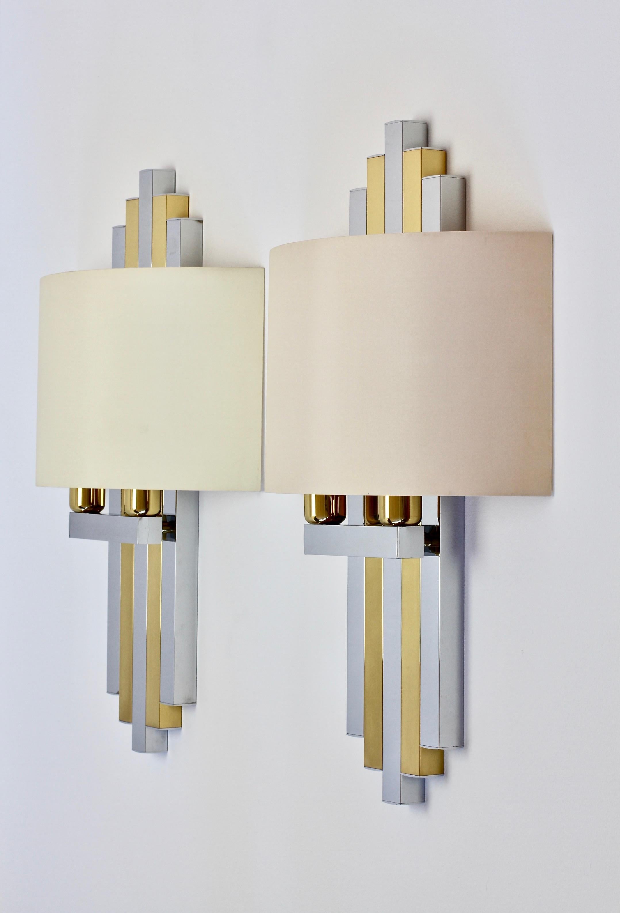 Hollywood Regency Style Oversized Chrome & Brass 1980s Wall Lights or Sconces In Good Condition For Sale In Landau an der Isar, Bayern