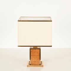 Lampada da tavolo Romeo Rega in ottone, paglia di Vienna e lucite, Italia, anni '70