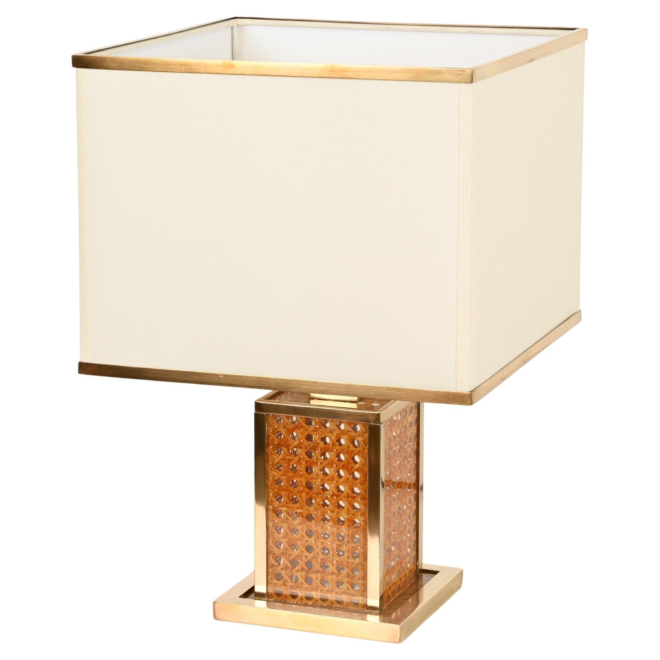 Romeo Rega Table Lamp in Brass, Vienna Straw and Lucite, Italy, 1970s