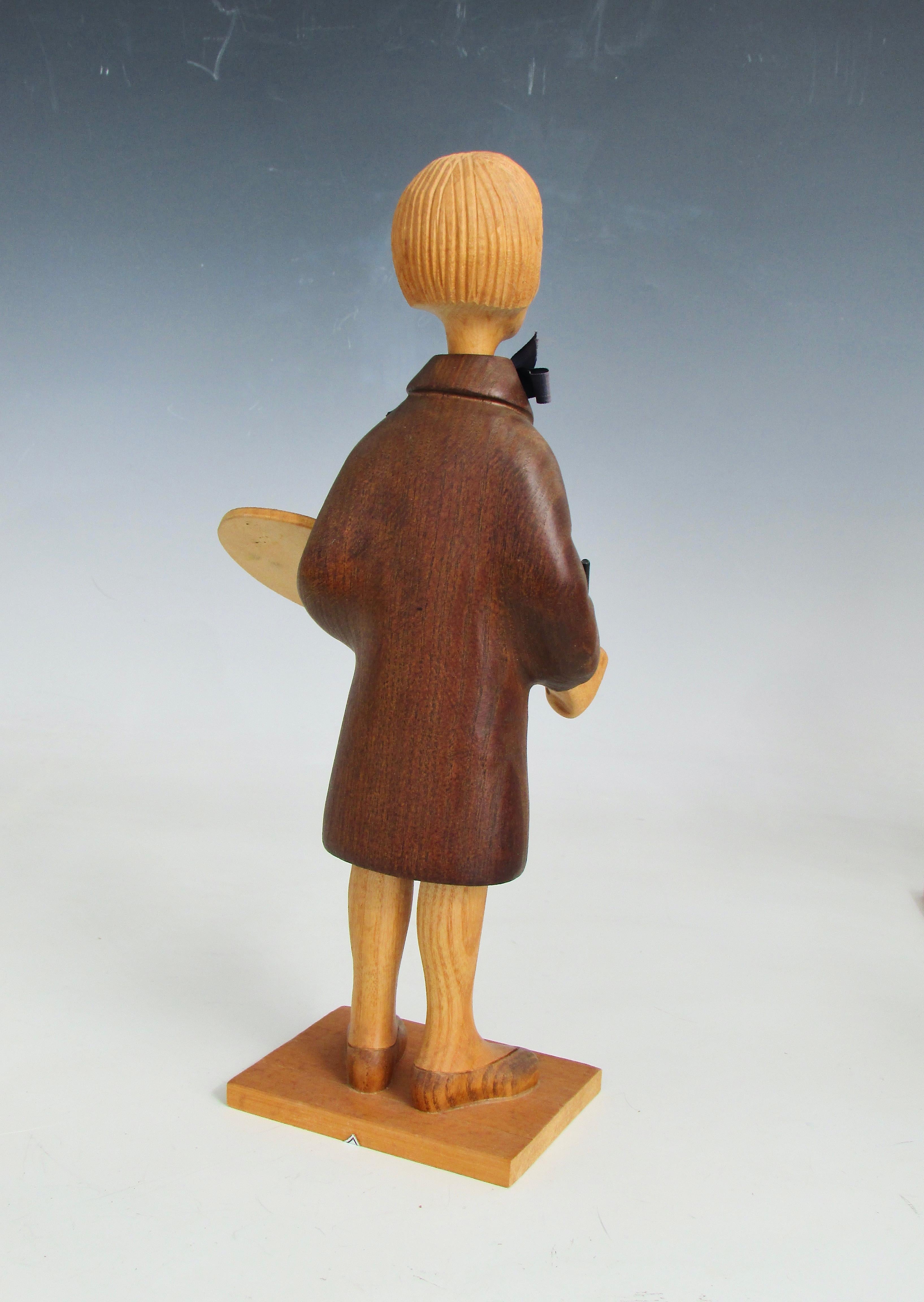 Hand-Carved Romer italy hand carved desk top artist with palette and brush sculpture For Sale