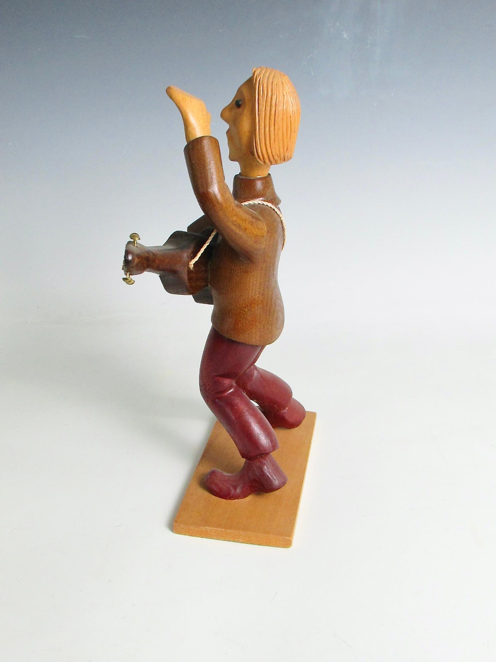 Romer escultura de guitarrista de rock and roll de sobremesa tallada a mano en Italia Italiano en venta