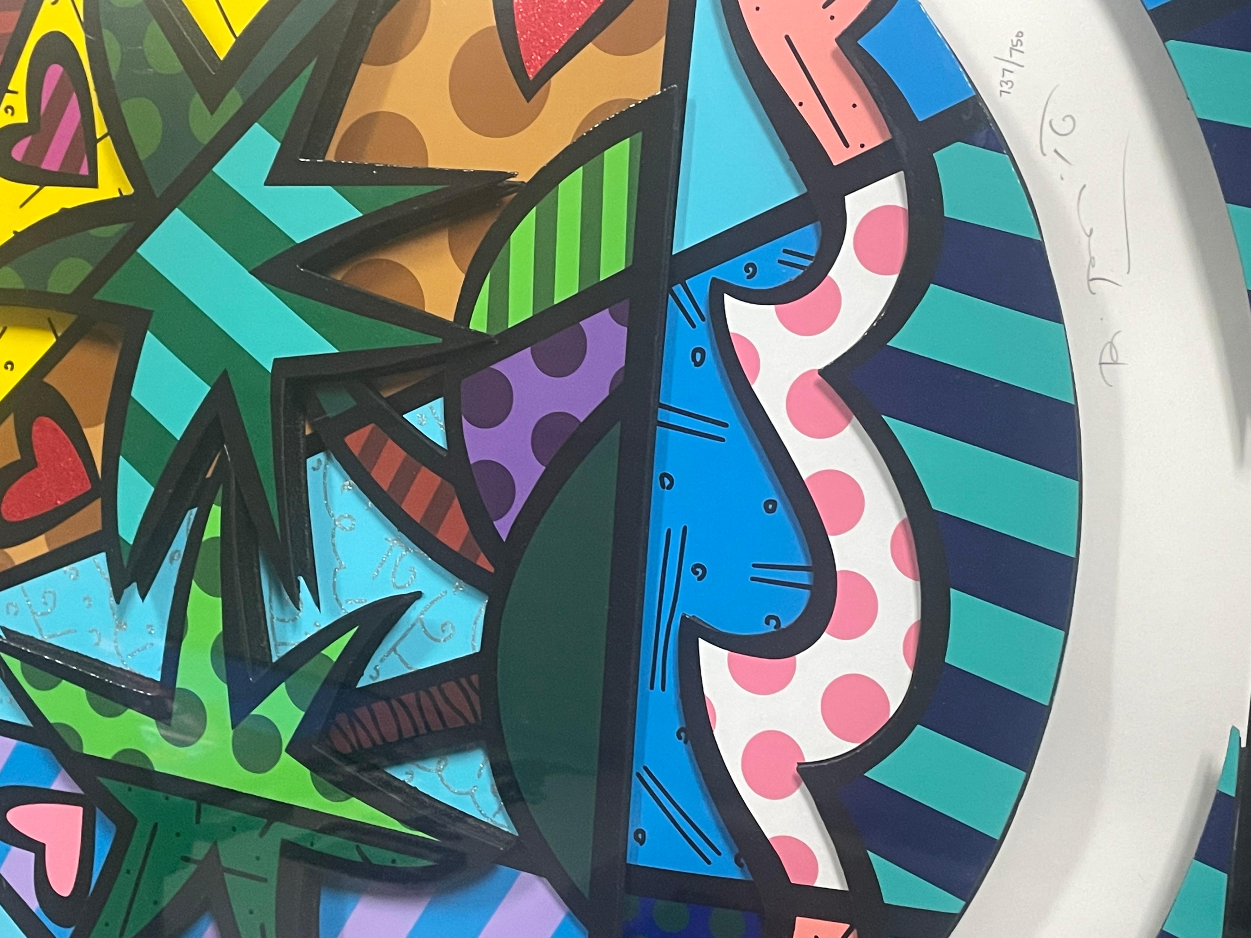 Il s'agit d'une œuvre d'art Pop Romero Britto 3D Mixed Media Construction signée à la main Paradise Tondo. En bon état. Mesures 31x30