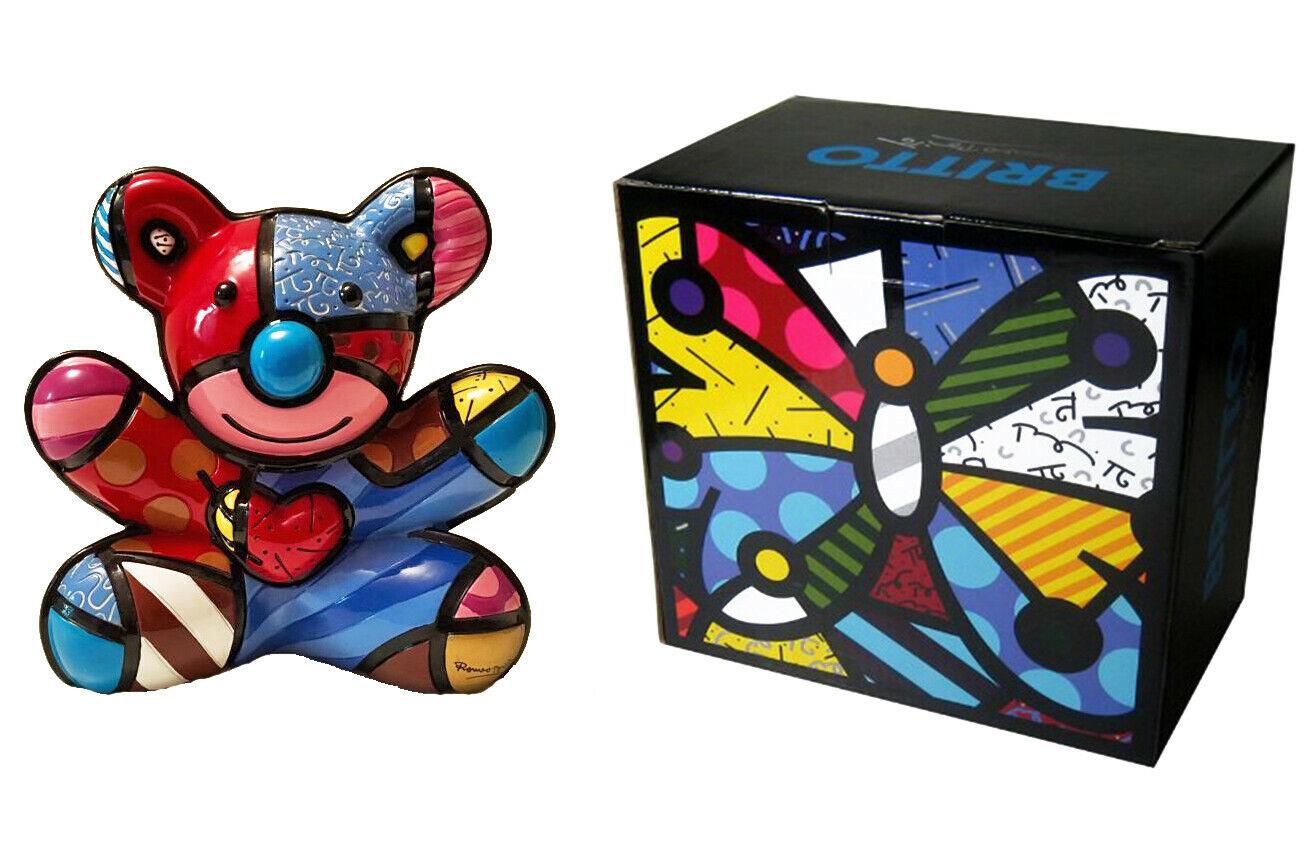 Romero Britto Abstract Sculpture - CUDDLY BEAR