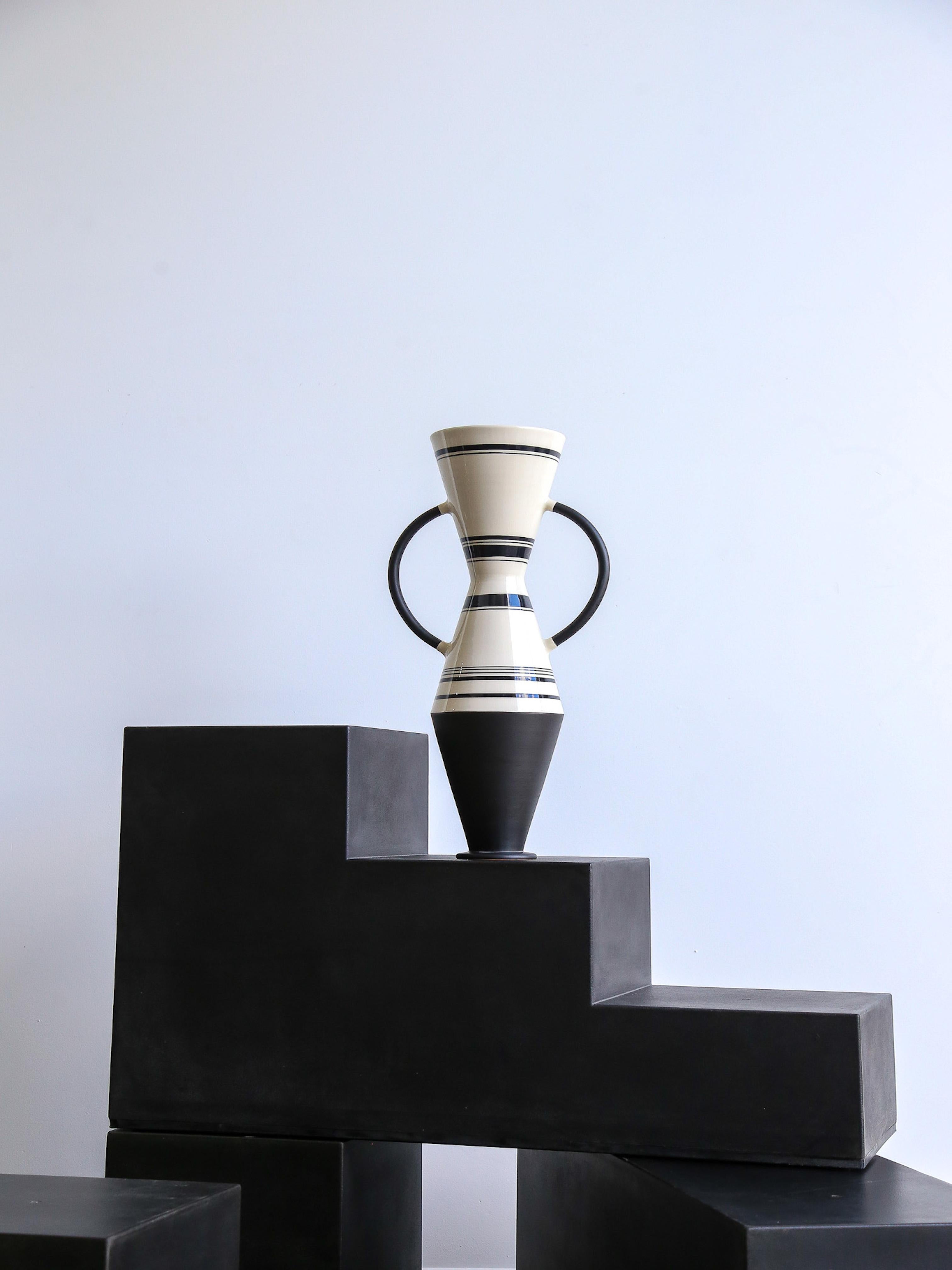 Mid-Century Modern Rometti Amphora Clay Vase by Ugo La Pietra For Sale