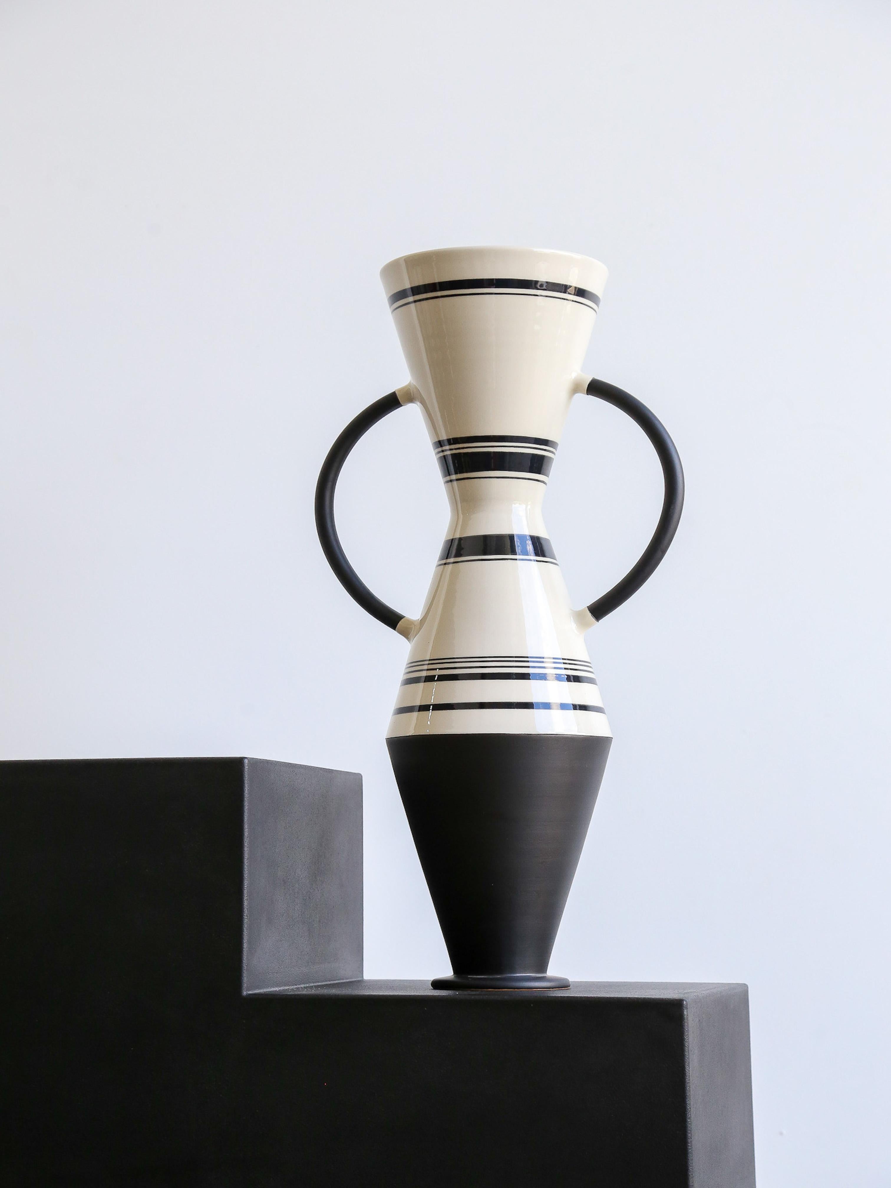 Hand-Crafted Rometti Amphora Clay Vase by Ugo La Pietra For Sale