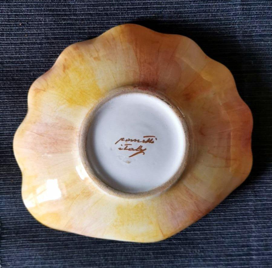 Rometti Ceramiche Umbria 'Italy' Set of 4 Shell-Shaped Ceramic Ashtrays For Sale 2