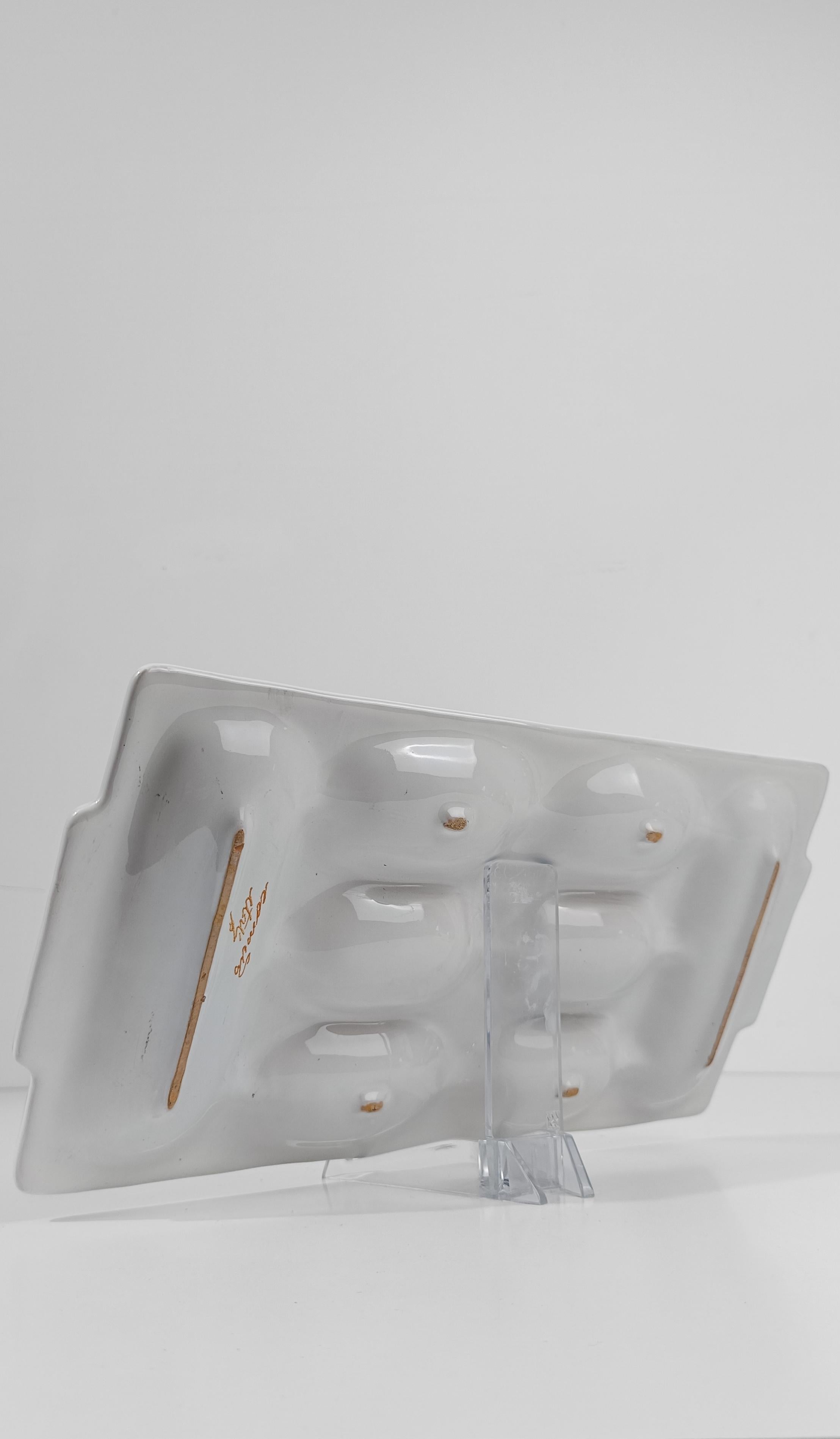 20ième siècle Rometti Ceramics, plateau à amuse-gueule en céramique peint à la main avec décoration de légumes, Italie années 50 en vente