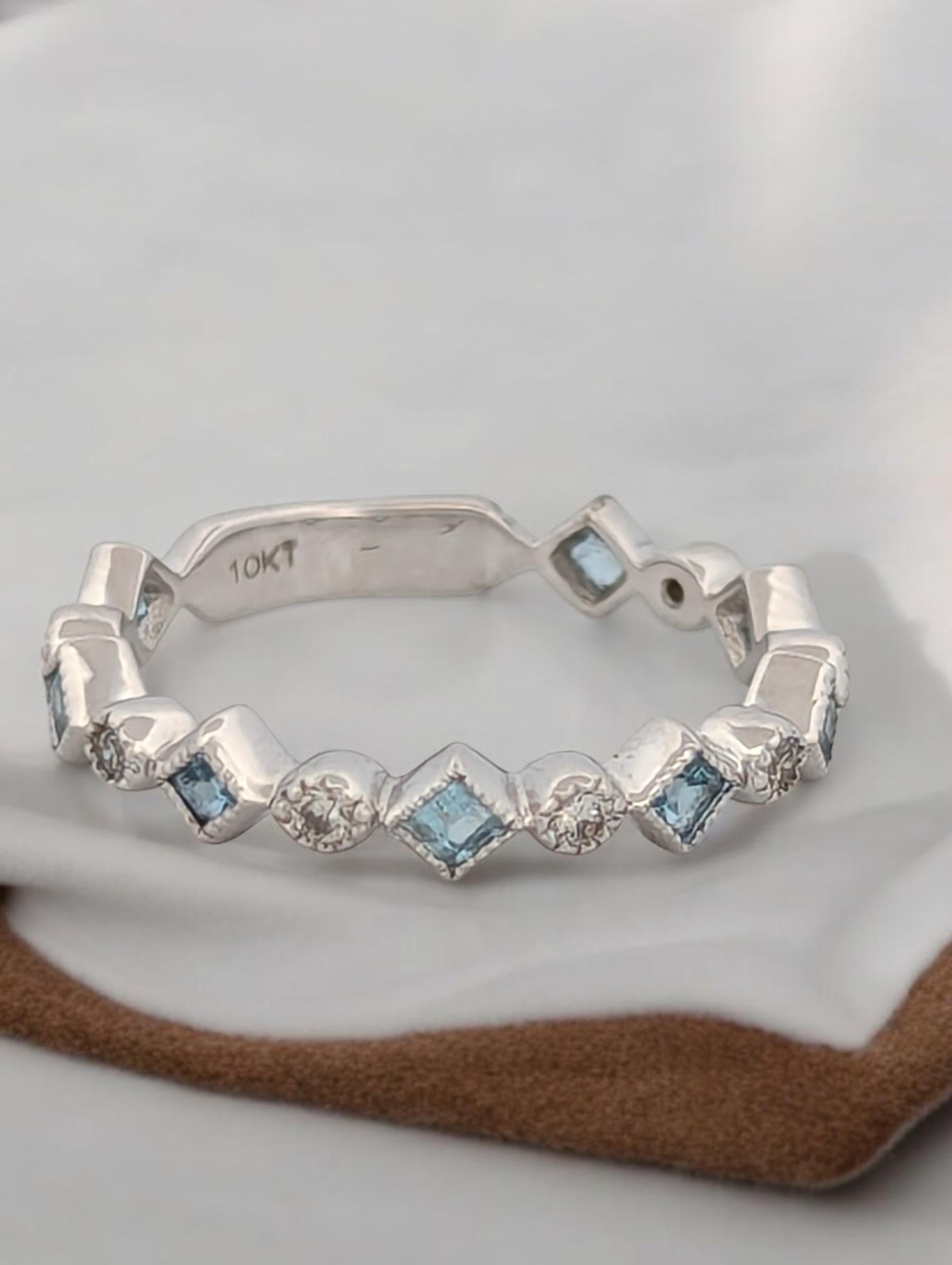 Romilly  Bague en or blanc 10K avec aigue-marine naturelle .15 CTW Fine Jewelry Pour femmes en vente